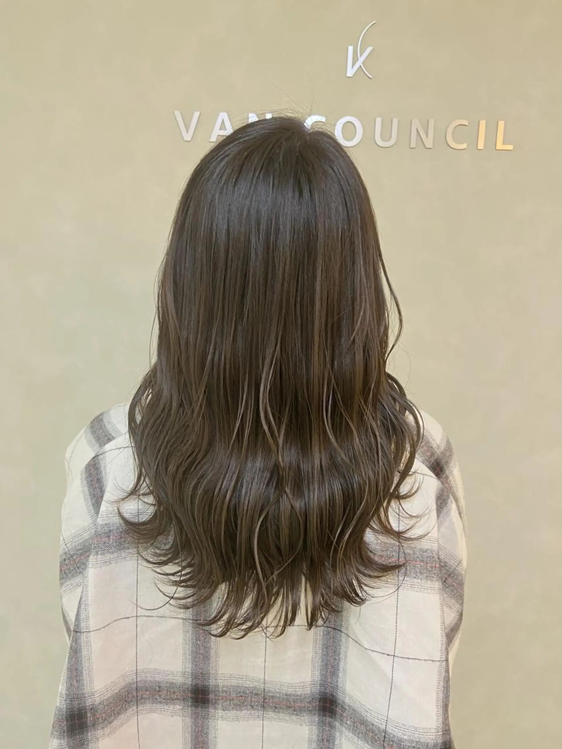 カラー セミロング VanCouncil 札幌本店のヘアスタイル