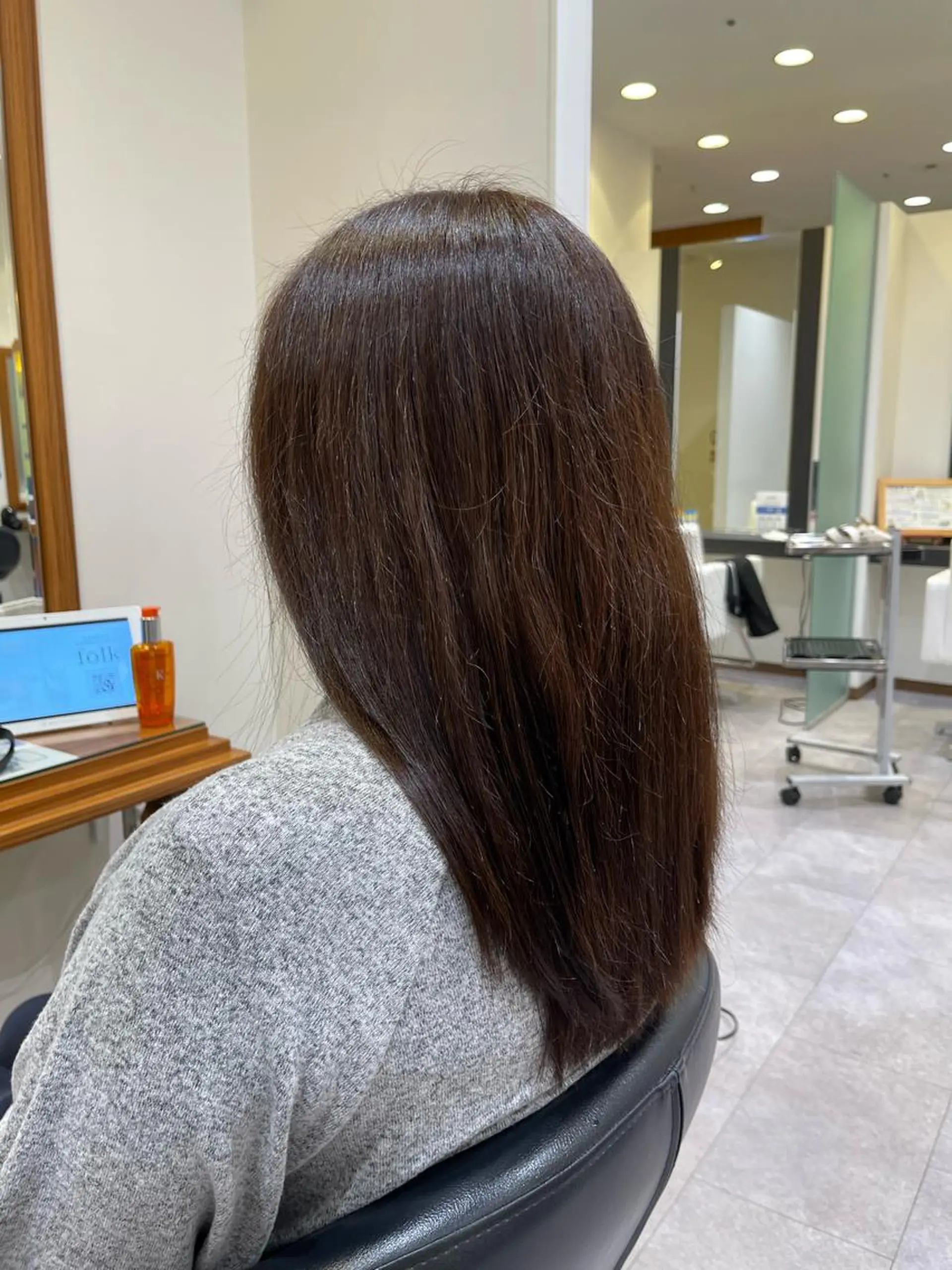 セミロング カラー ✂︎髪質改善・ Yuitoのヘアスタイル