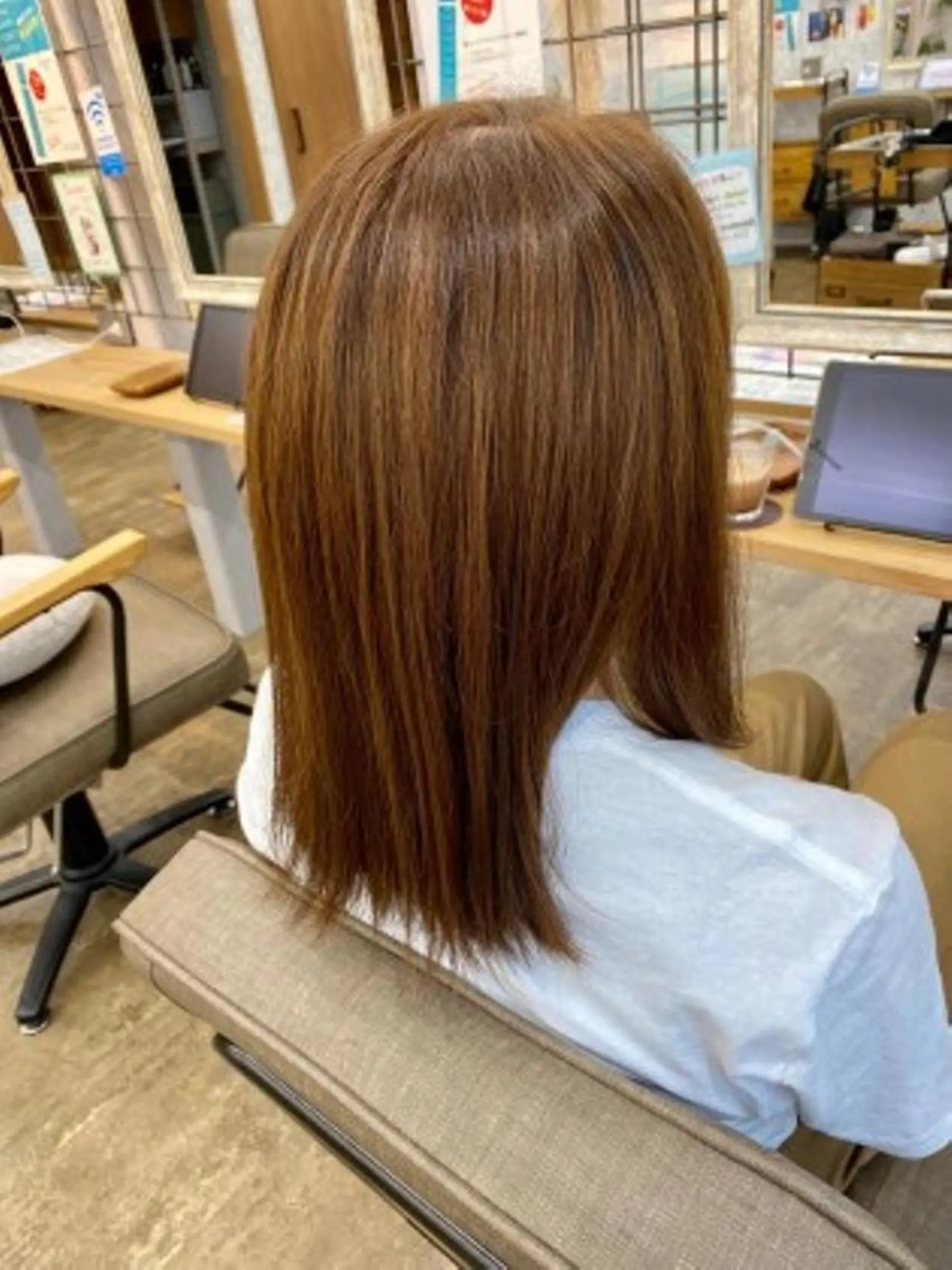 カラー Ryoya /ラーム乃木店のヘアスタイル