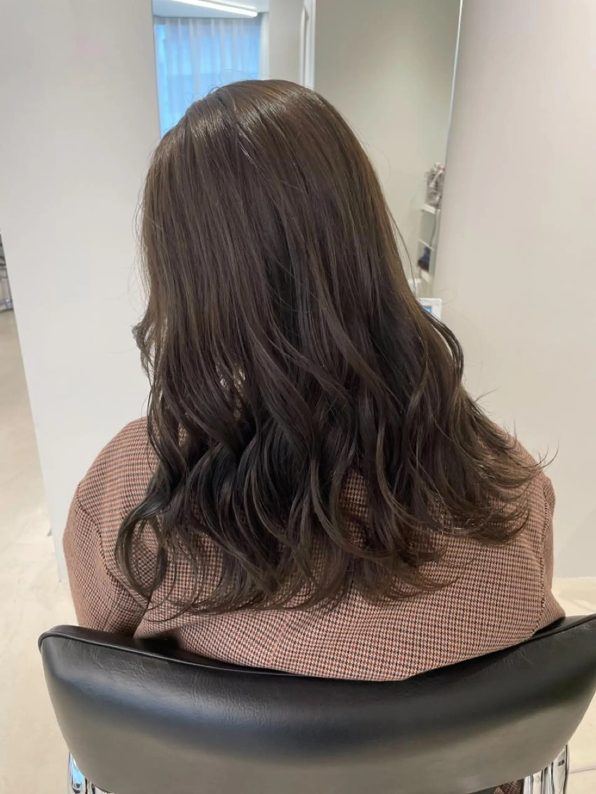セミロング カラー ヘアアレンジ ベージュカラー 透明感カラー グレージュ カーキグレージュ オリーブベージュ 池袋/韓国レイヤー 💗🐇amiのヘアスタイル