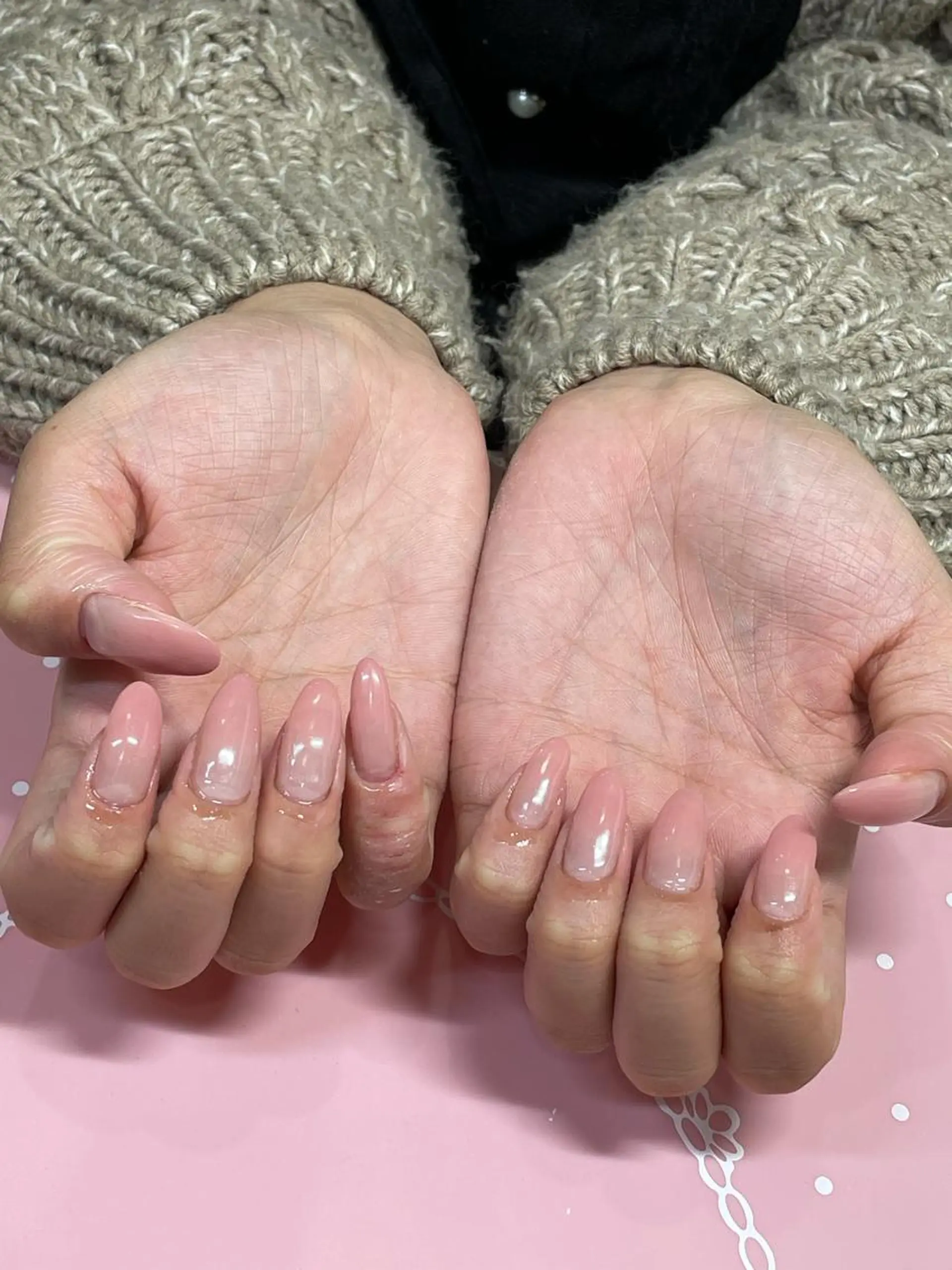 ミディアム ネイル グラデーション ハンドネイル 《LB》ラブリエ Nail&eyeのマツエク・マツパデザイン