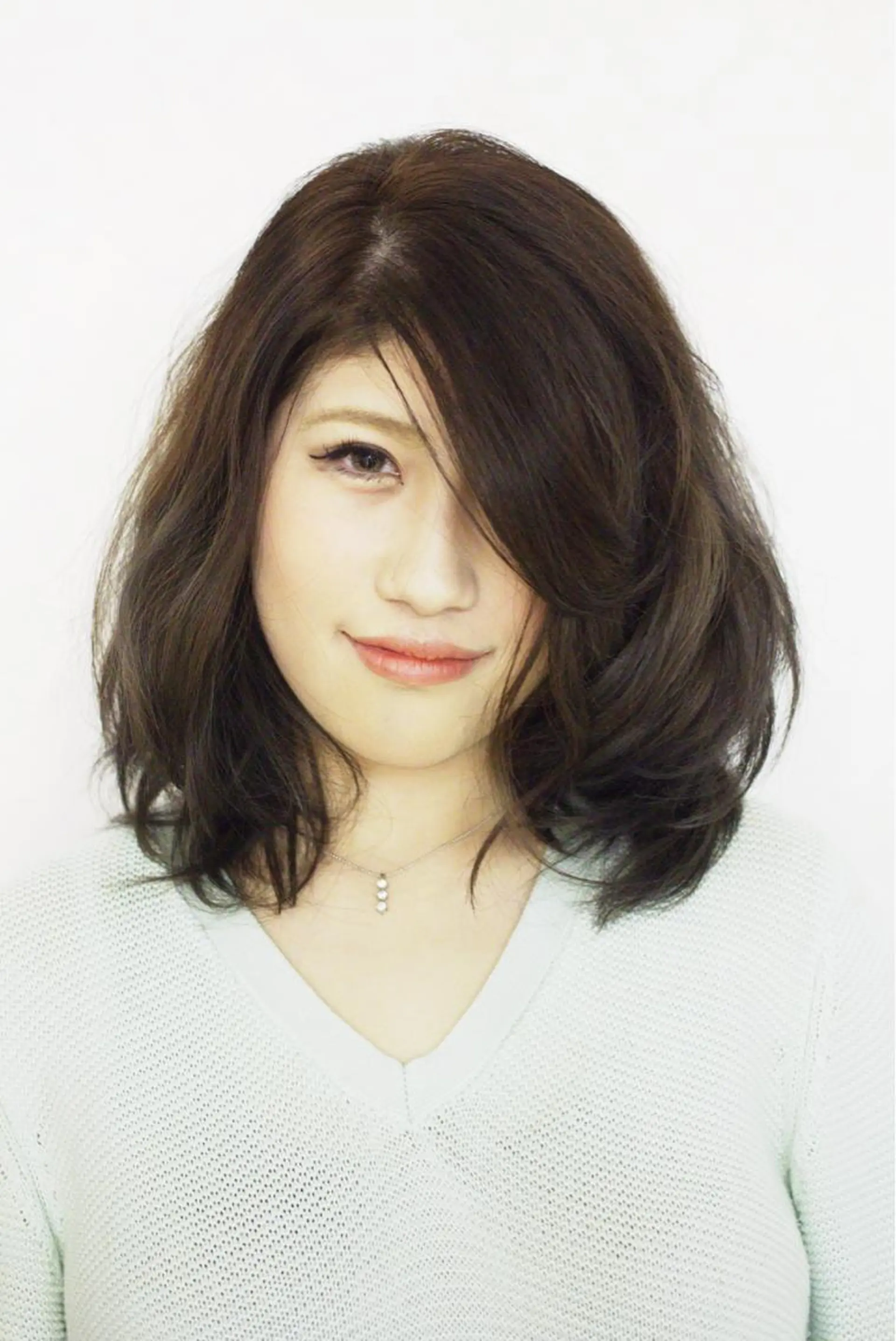 ミディアム セミロング 佐野 寛のヘアスタイル