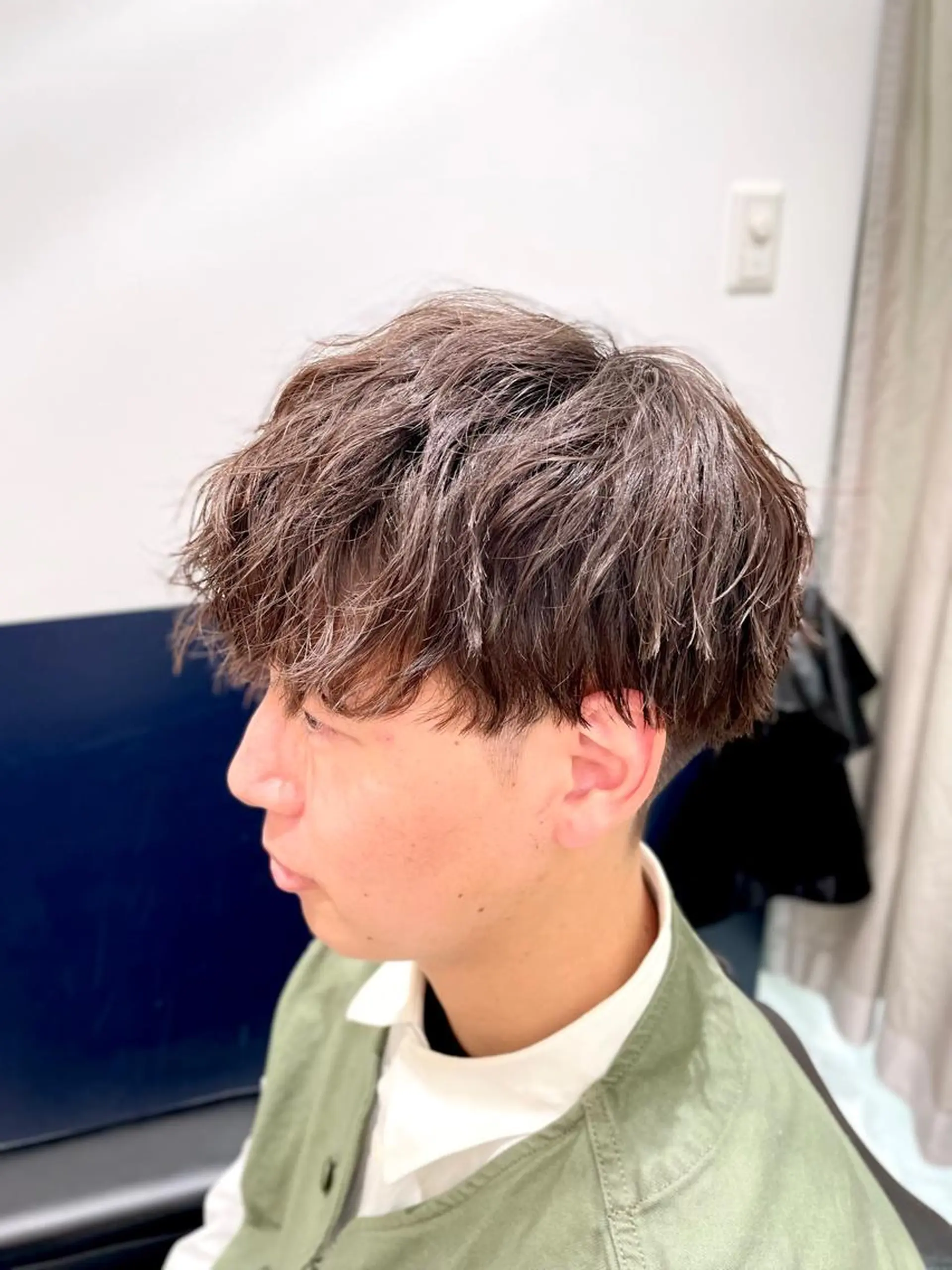 ミディアム パーマ メンズ ミディアムパーマ メンズパーマ ツイストスパイラルパーマ スパイラルパーマ カット パーマ 銀座メンズカット/ 銀座メンズパーマ/のヘアスタイル