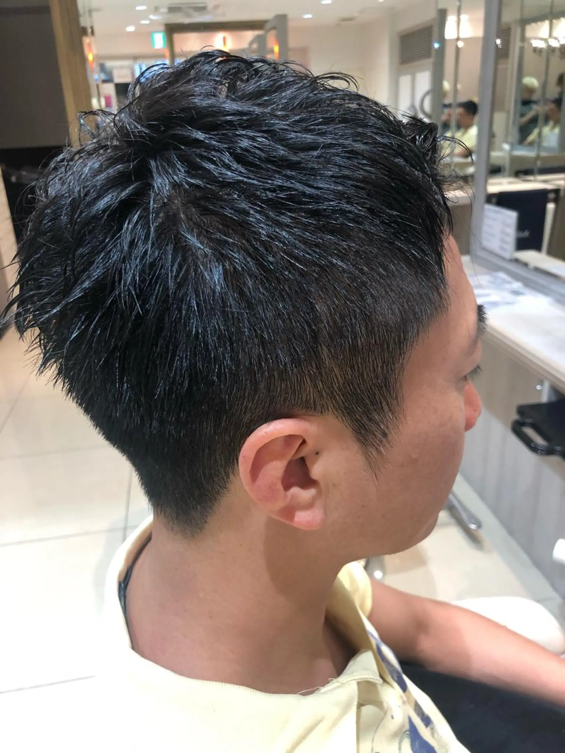 メンズ メンズパーマ 似合う髪型が 分からない方へのヘアスタイル