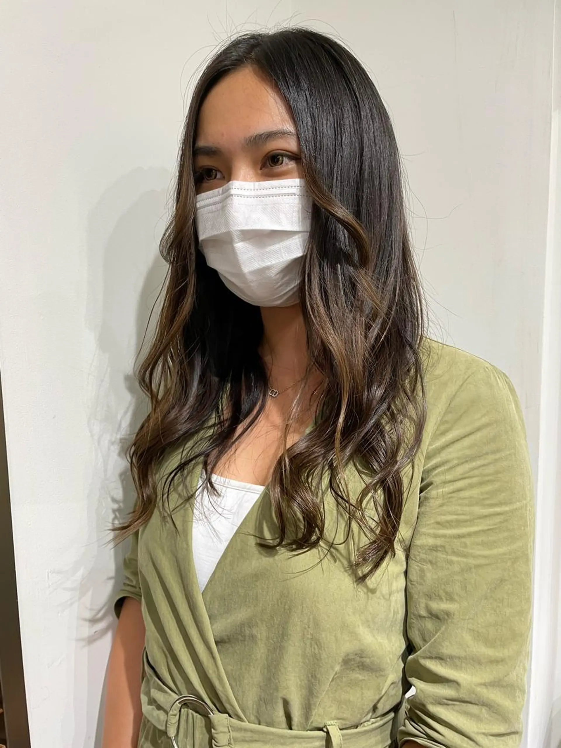 ロング 🐬脱白髪染めカラー 清水大世🐬のヘアスタイル