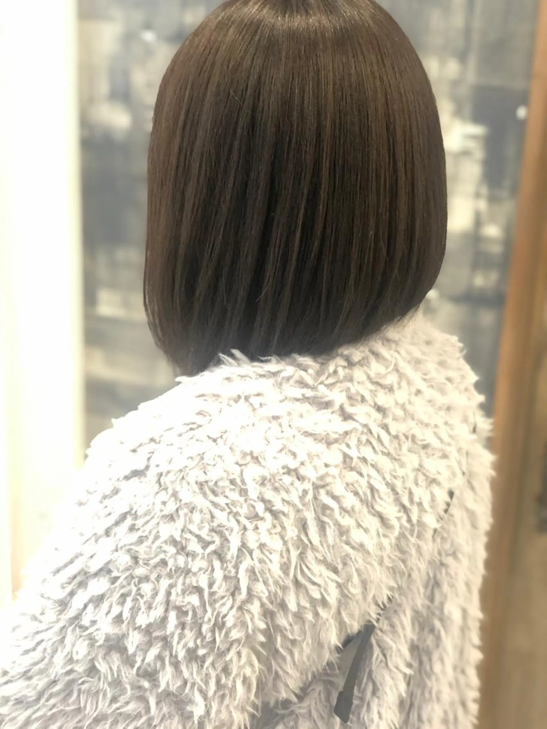 ミディアム カラー 日高 香織のヘアスタイル