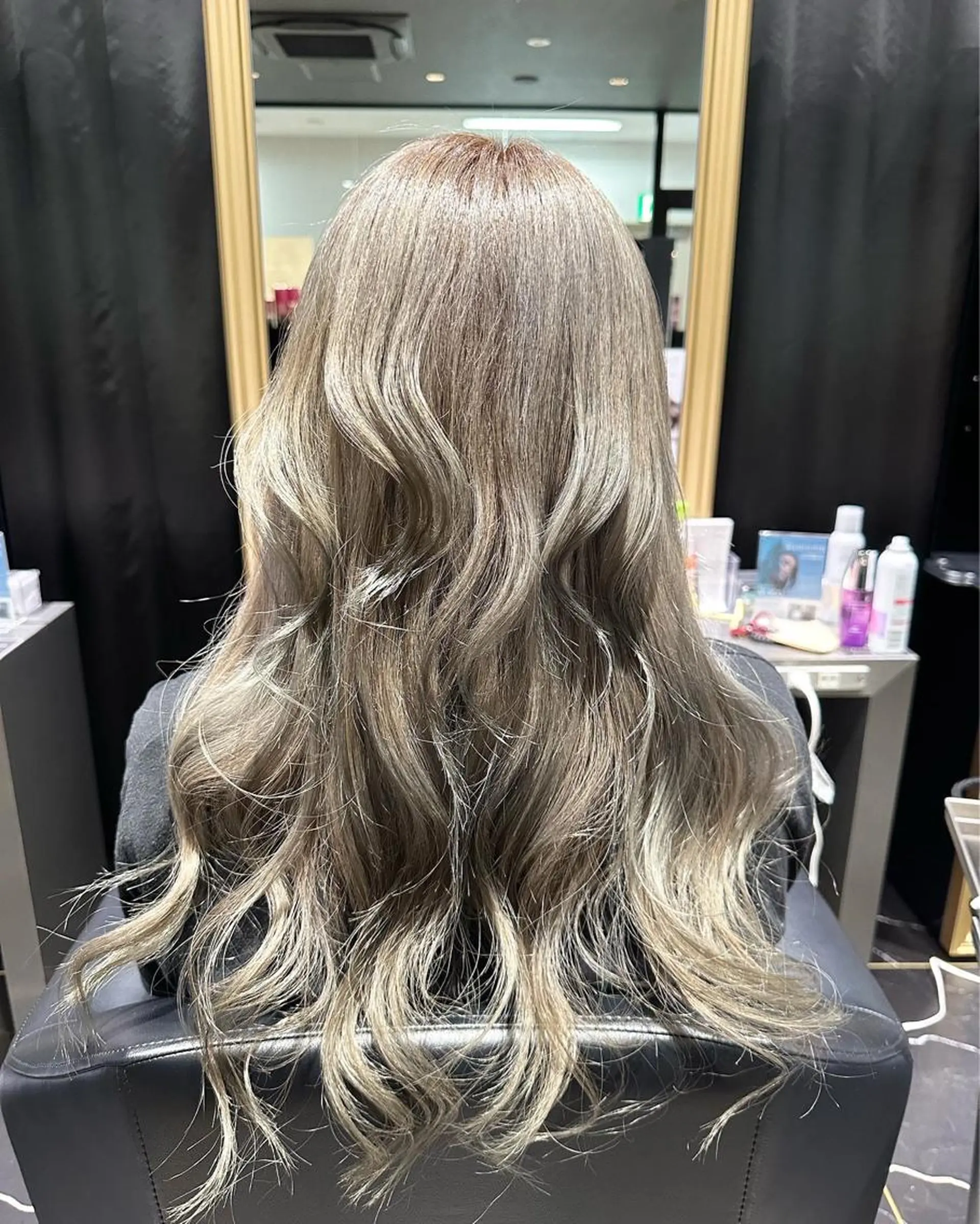 ロング トリートメント ヘアカラー トリートメント ボブスタイル/ 透明感カラー/八幡のヘアスタイル