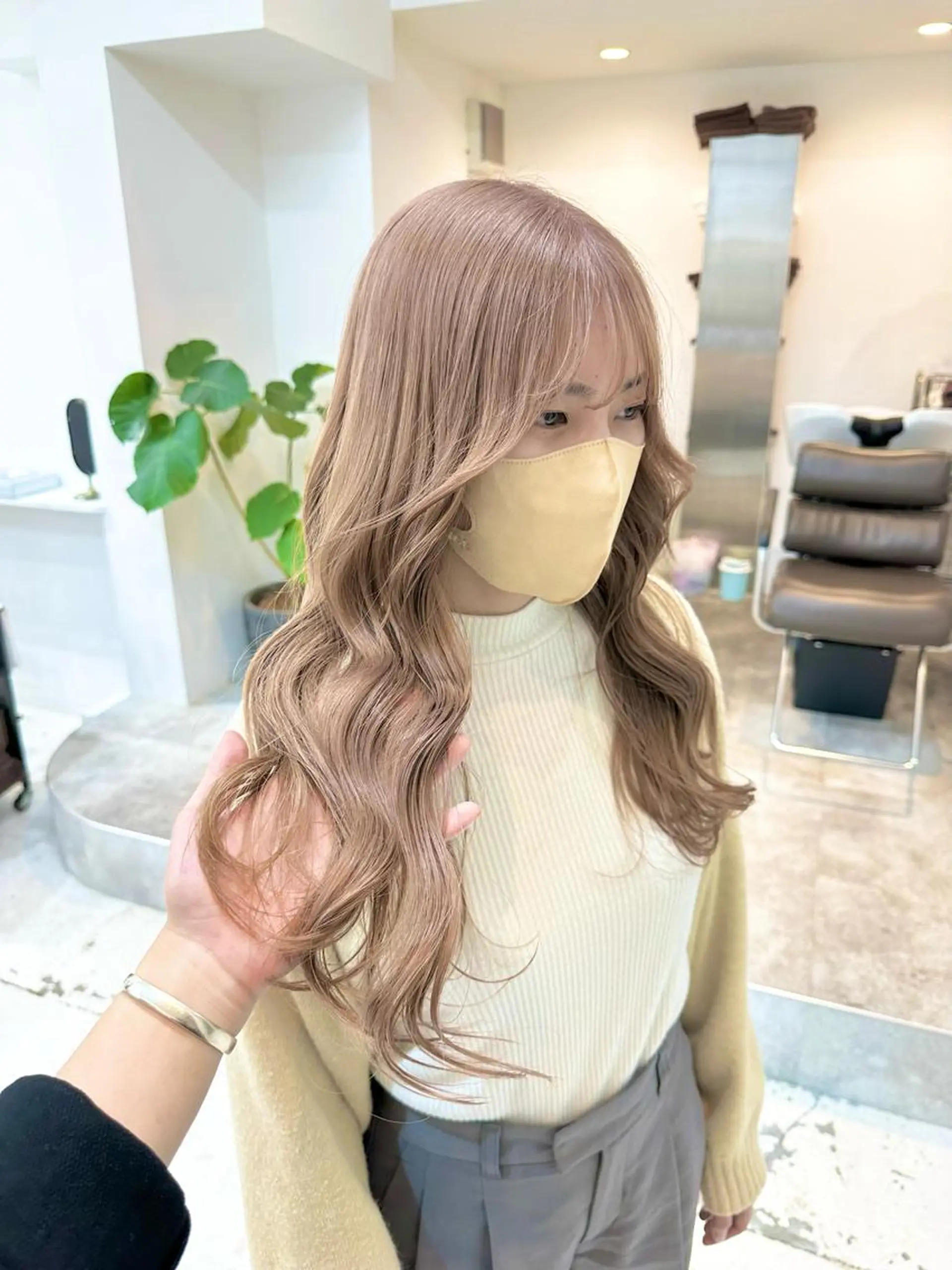 セミロング カラー ヘアカラー トリートメント ヘッドスパ ヘアセット kai .のヘアスタイル