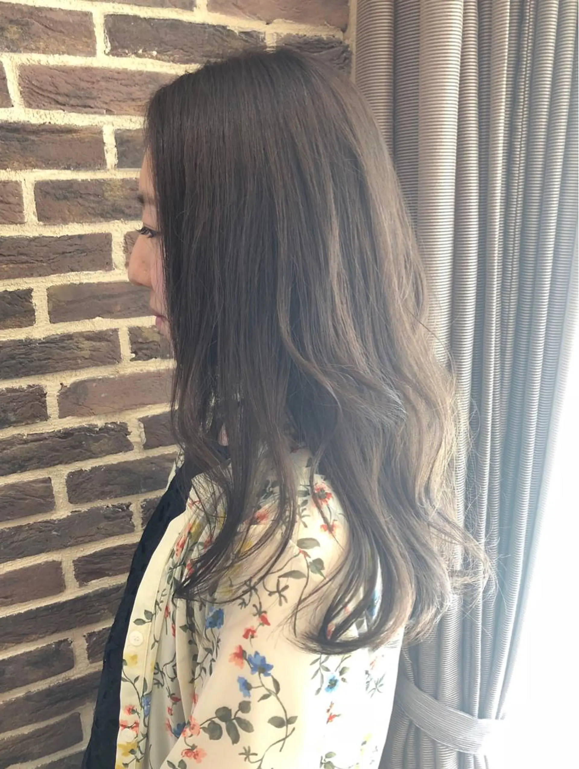 ロング カラー イルミナカラー 高橋 隆一のヘアスタイル