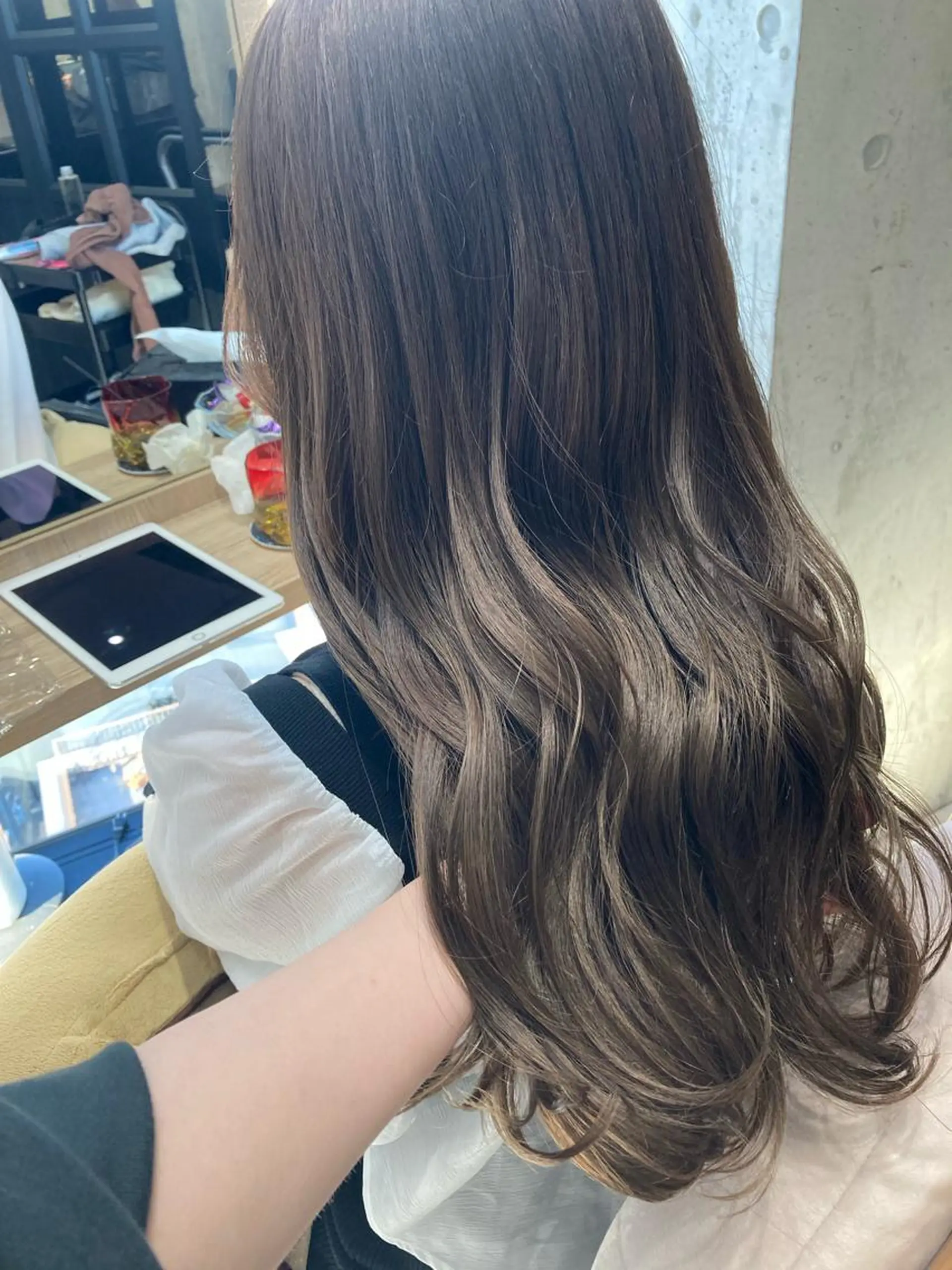 ロング カット ヘアカラー トリートメント ✨色持ちの良い艶 カラー✨蟹江真世のヘアスタイル