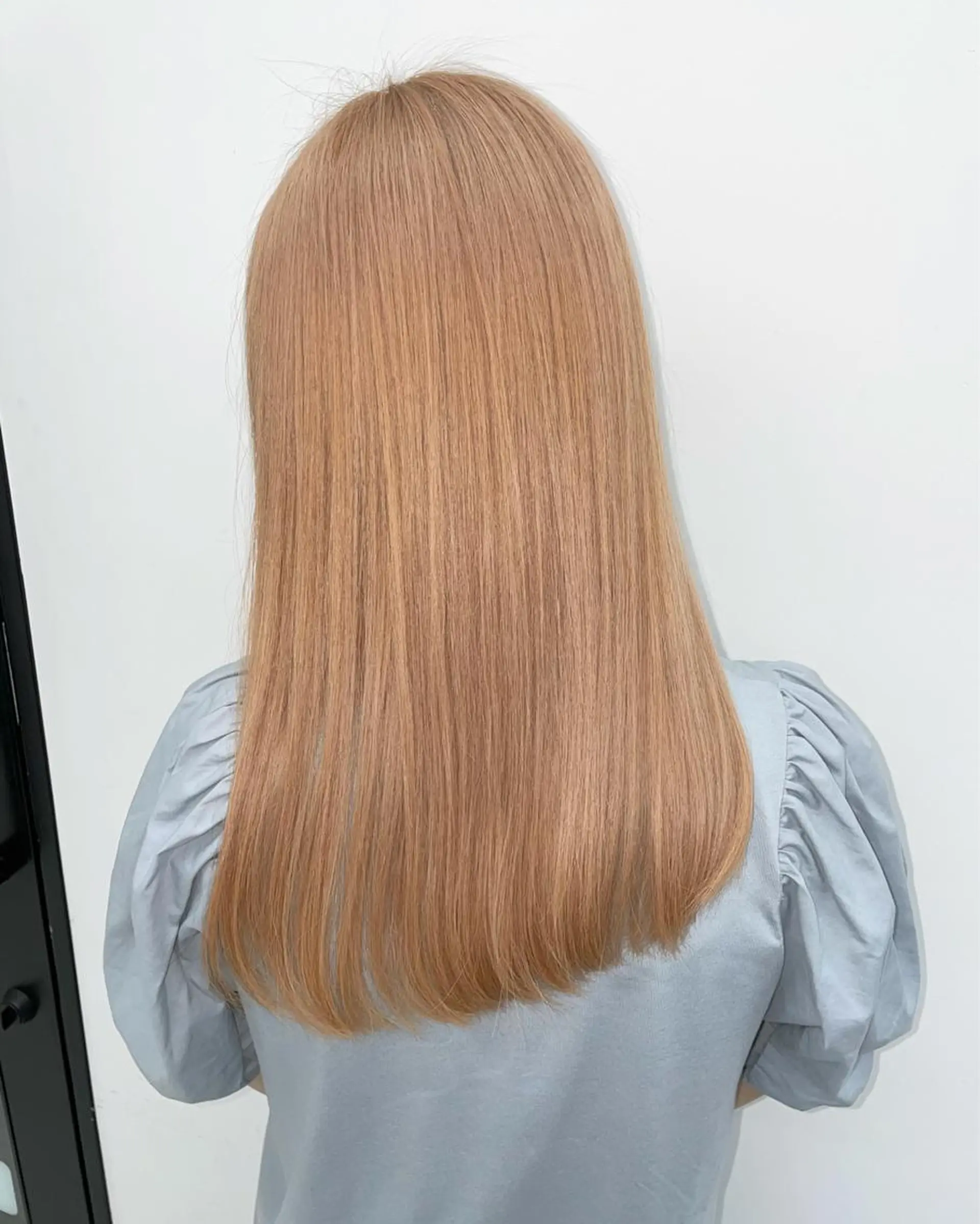 セミロング 手島 カミラのヘアスタイル