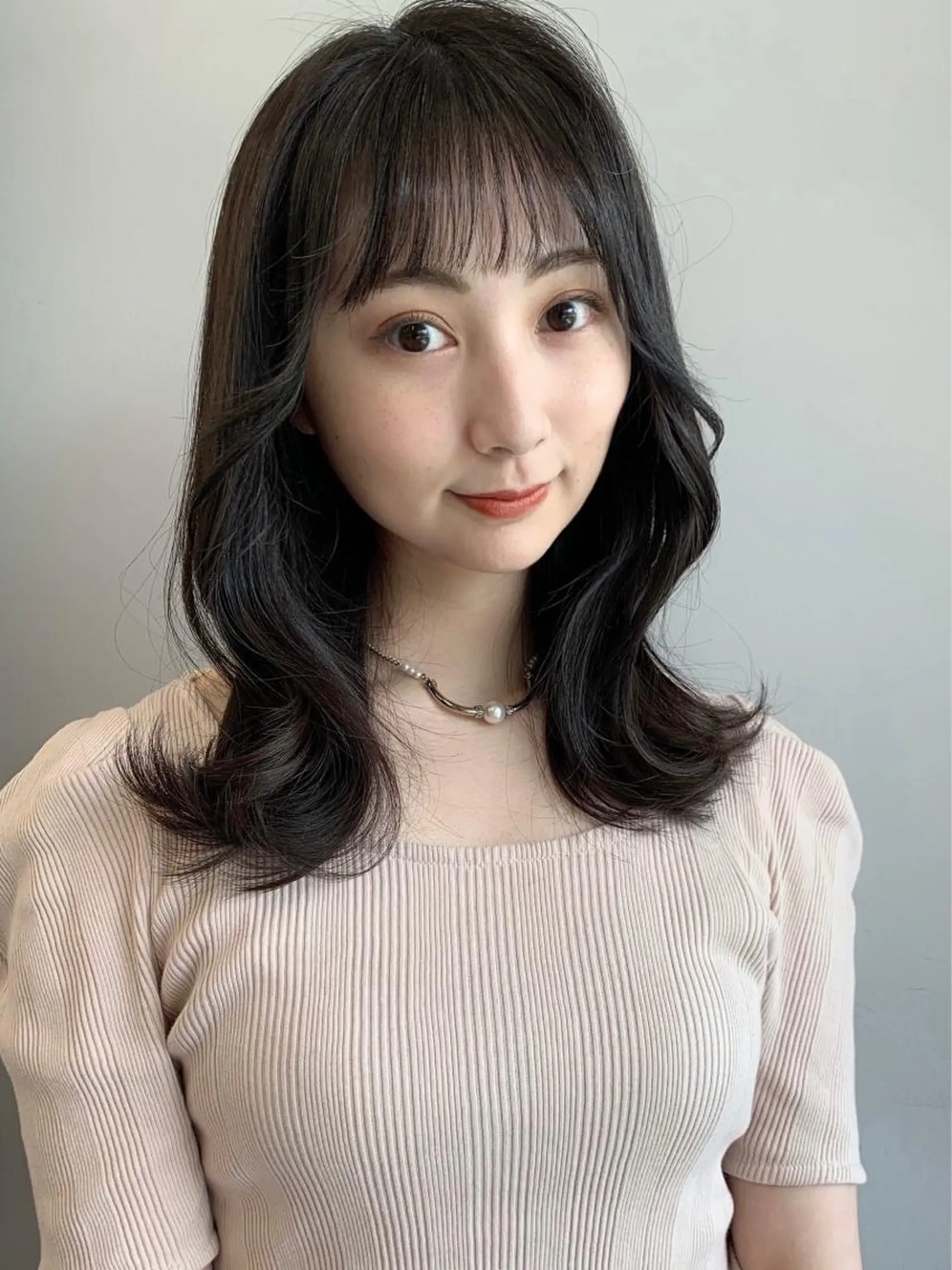 ミディアム カラー カット ヘアカラー トリートメント ヘッドスパ ヘアセット 透明感/オリーブ/ グレージュ/YUKAのヘアスタイル