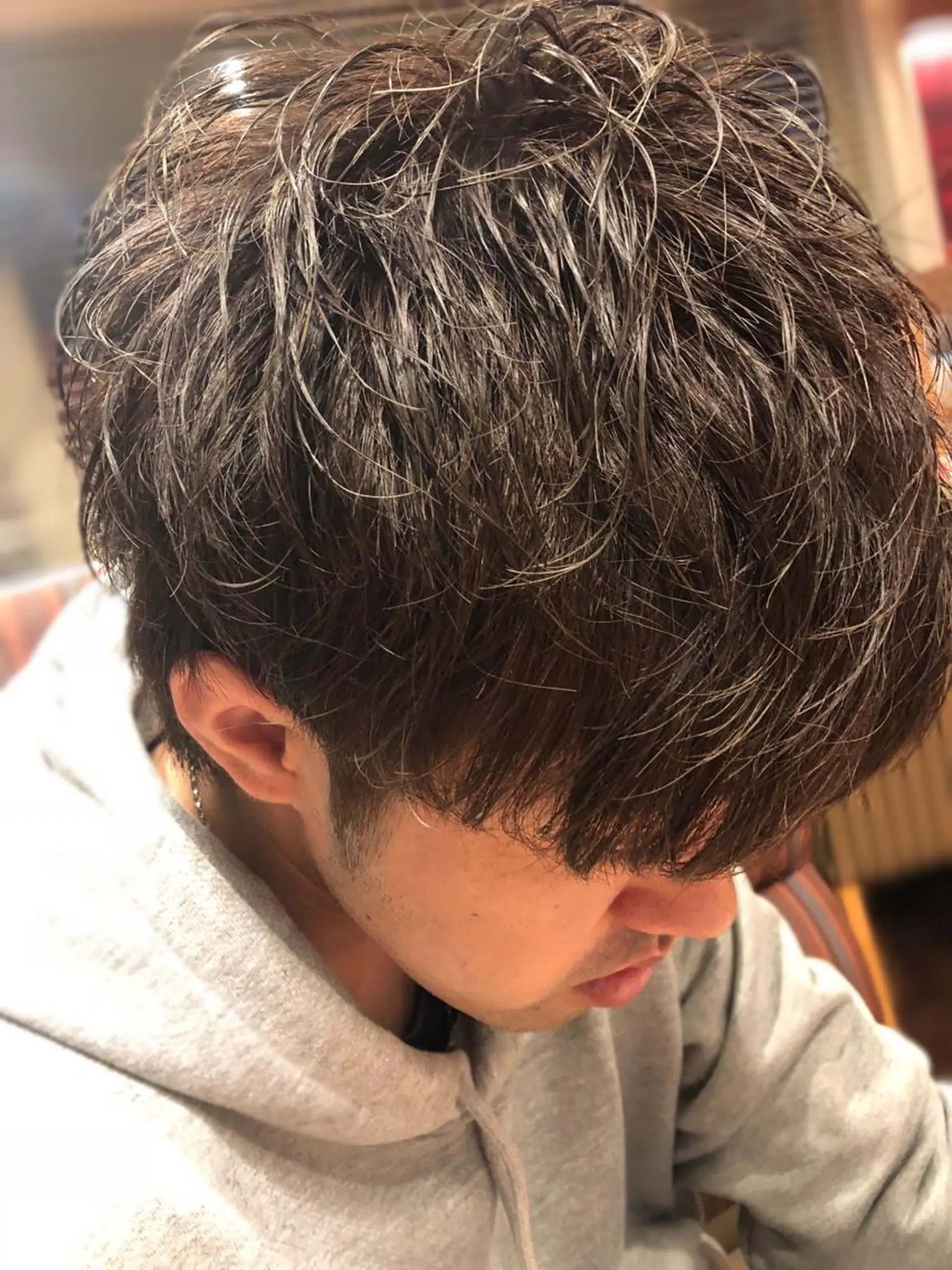 ショート パーマ 柴田 日菜子のヘアスタイル