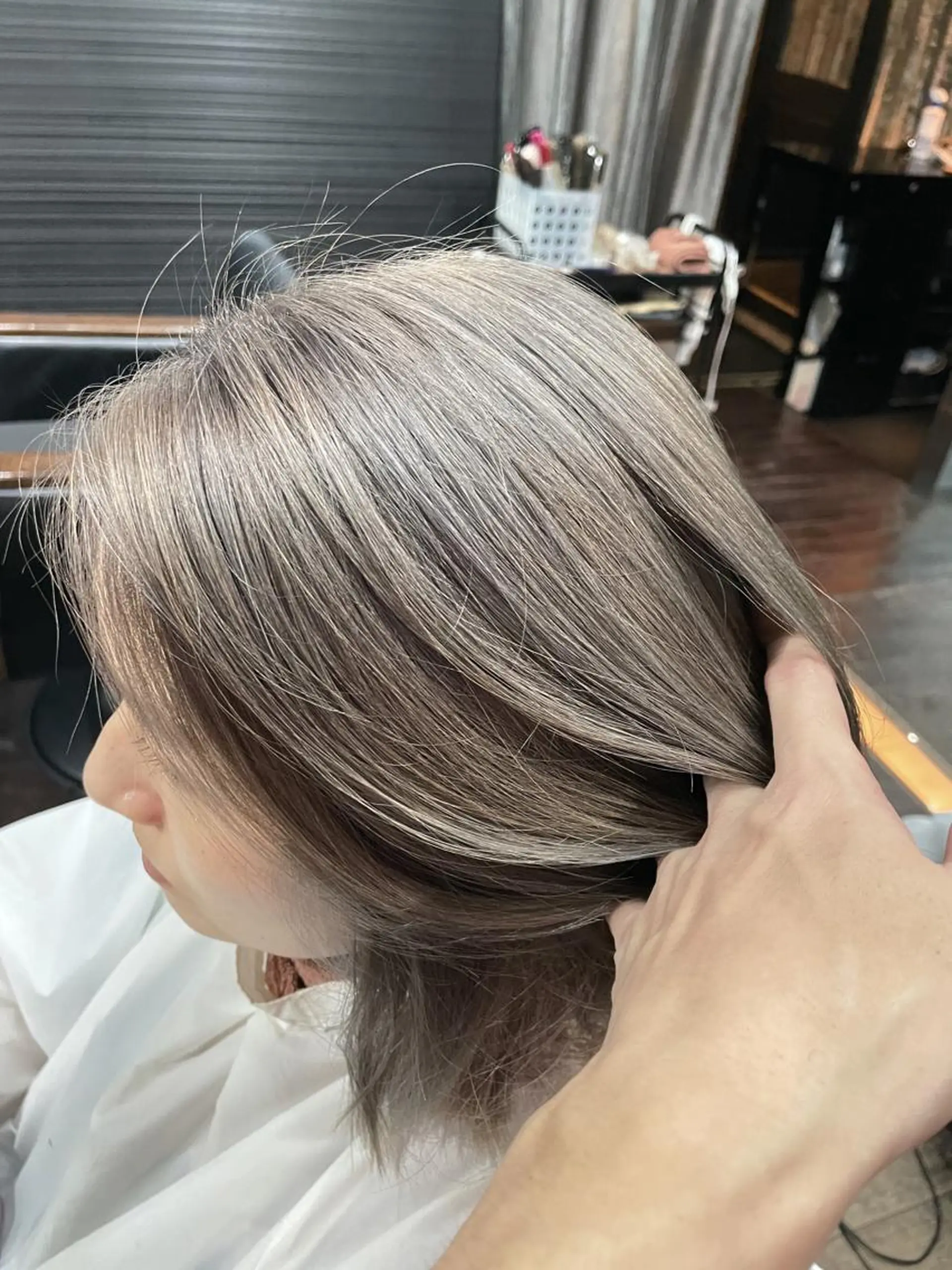 ミディアム パープルカラー 山本 雅由のヘアスタイル
