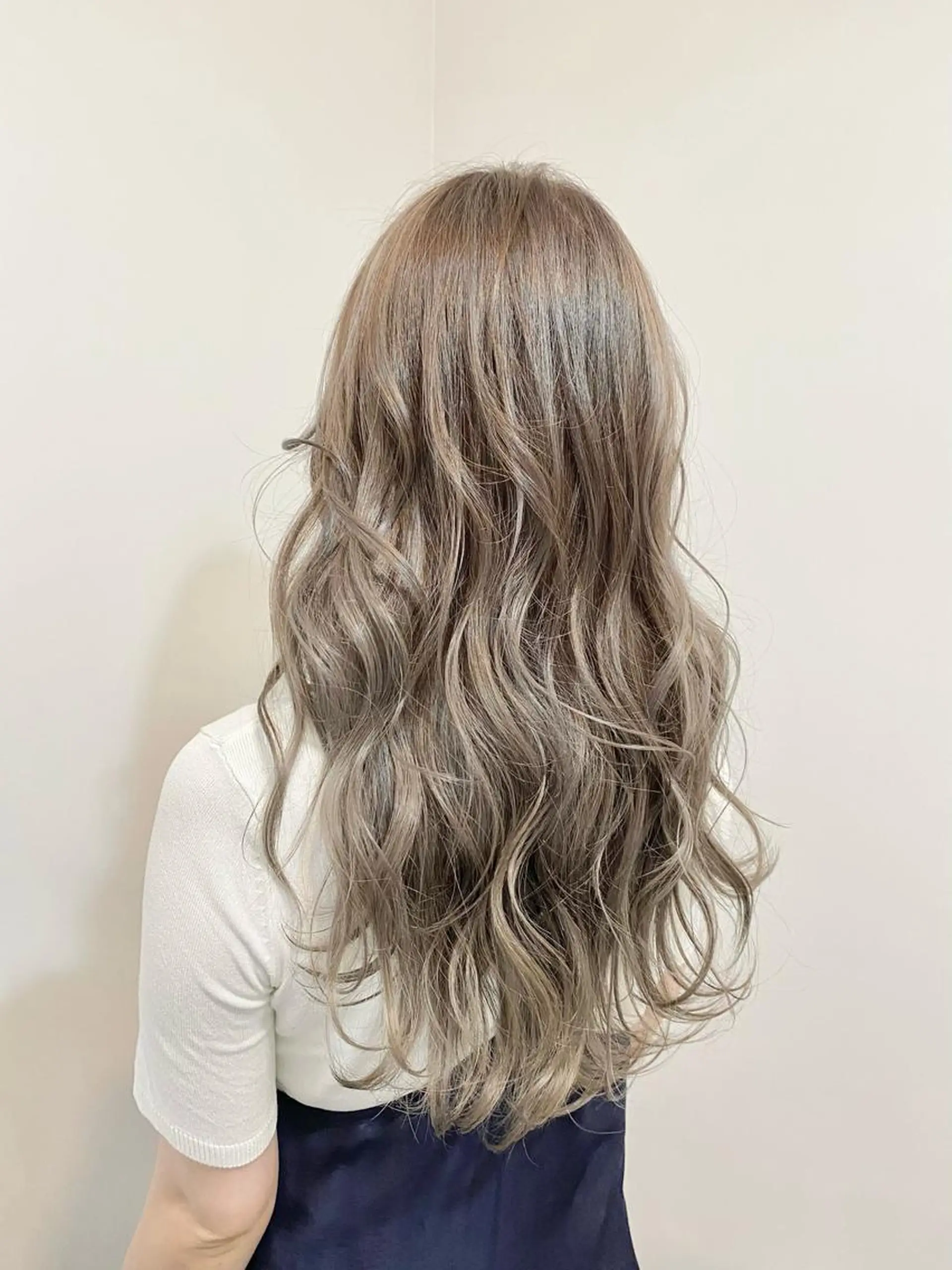 ロング ブリーチ毛対応酸性 ストレート🌈サキのヘアスタイル