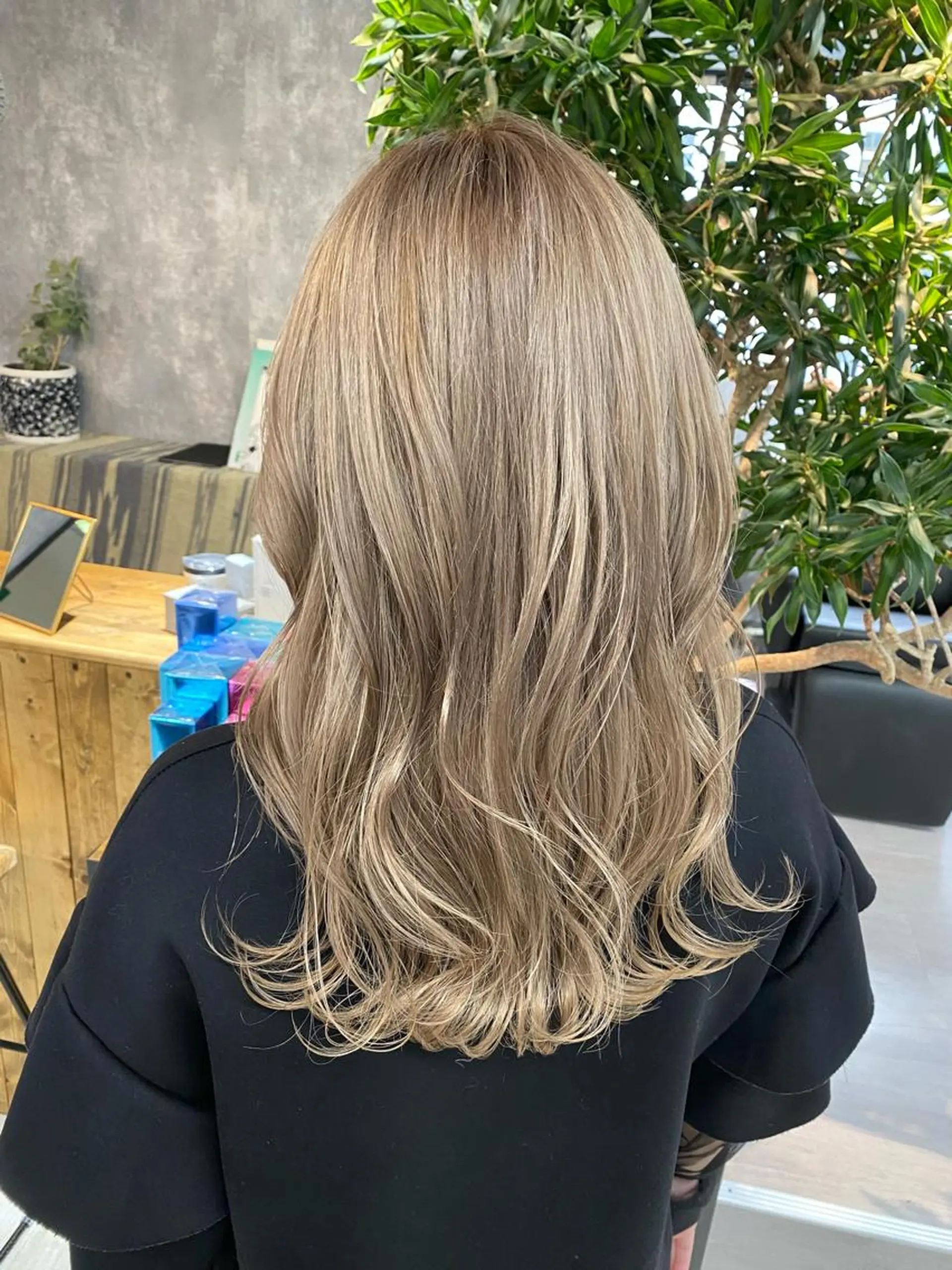 ロング 【.ico】心斎橋/ ウルフ/飛田ゆうきのヘアスタイル