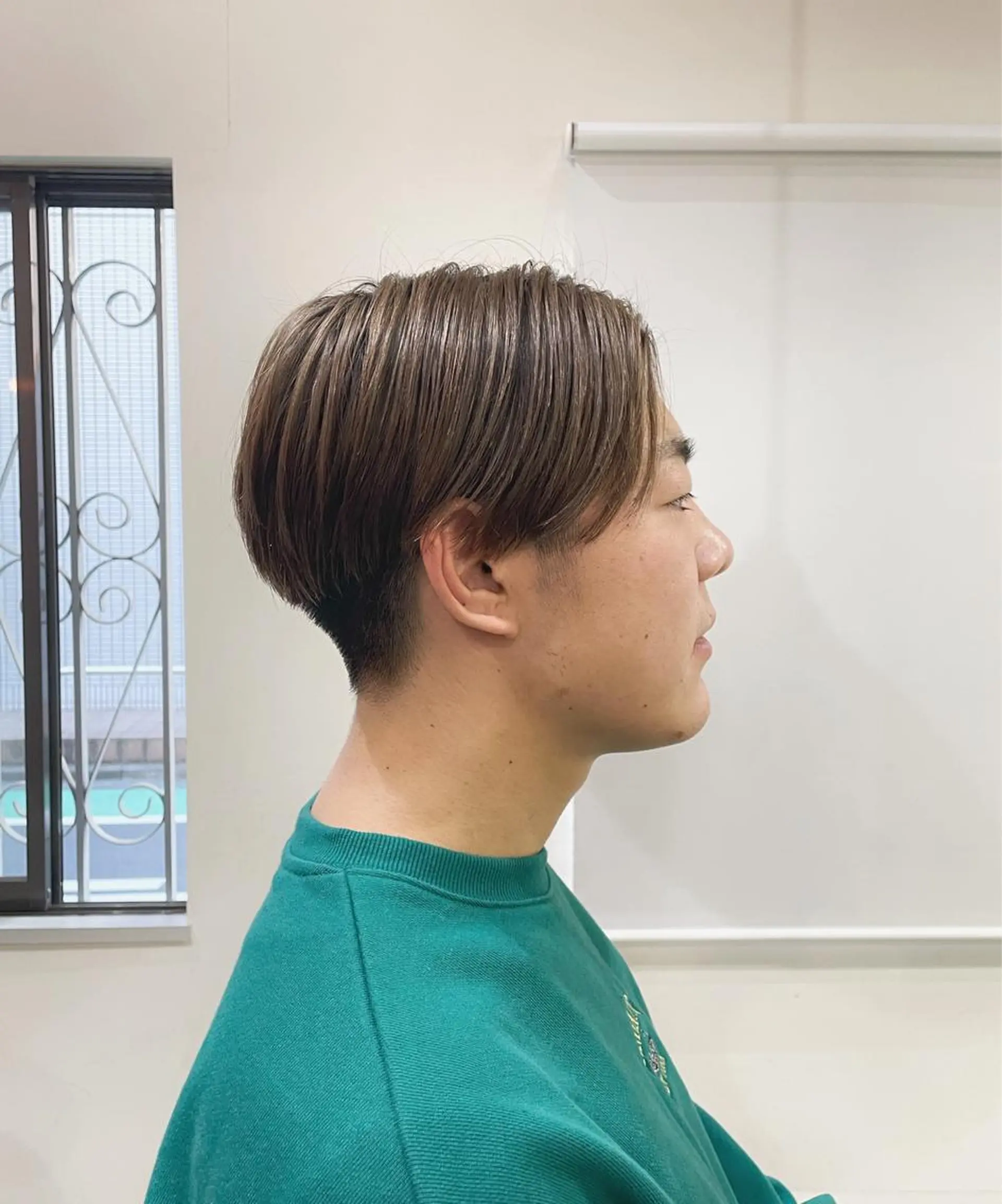 ショート メンズ センターパート マッシュ 刈り上げ カット 野間 祐哉のヘアスタイル