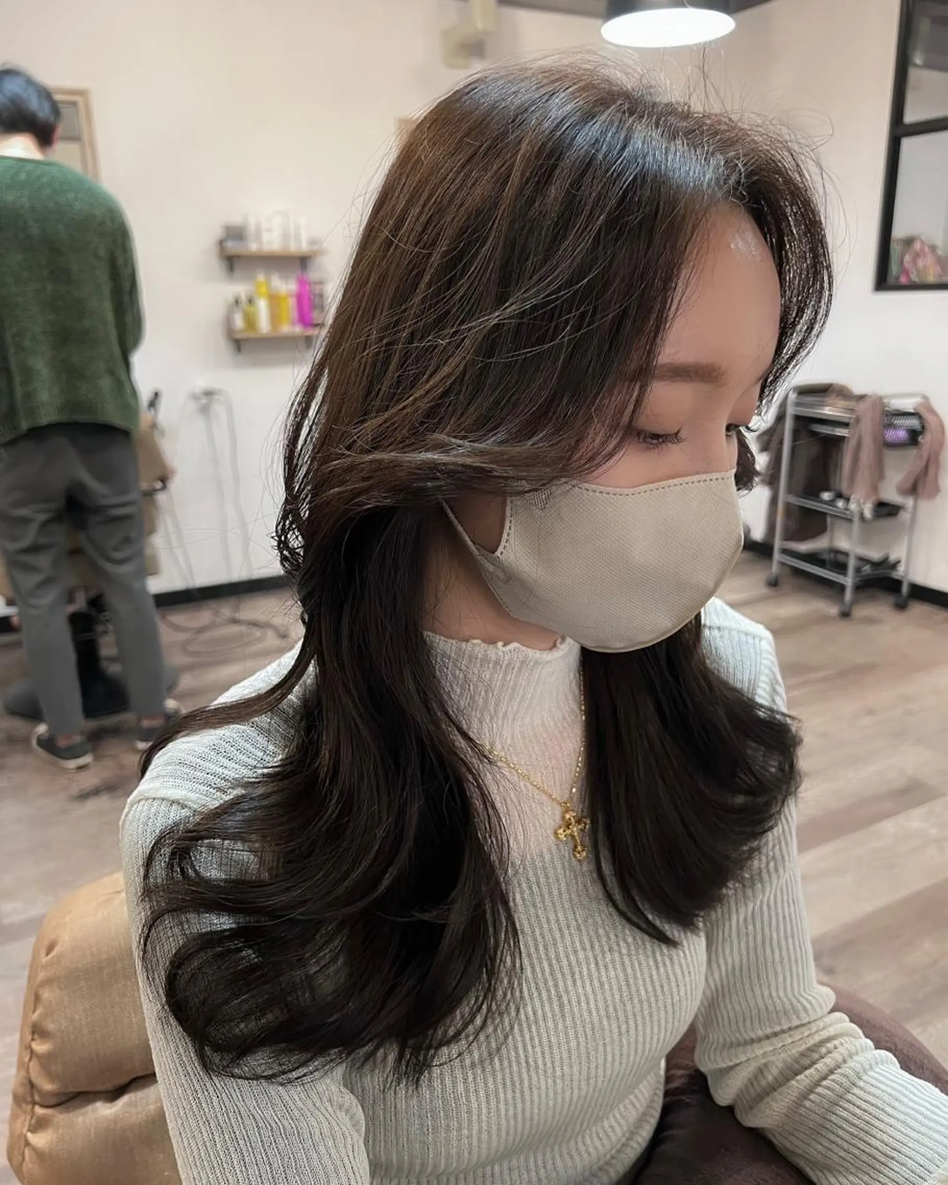 セミロング カット ヘアカラー トリートメント 安井 貞好のヘアスタイル