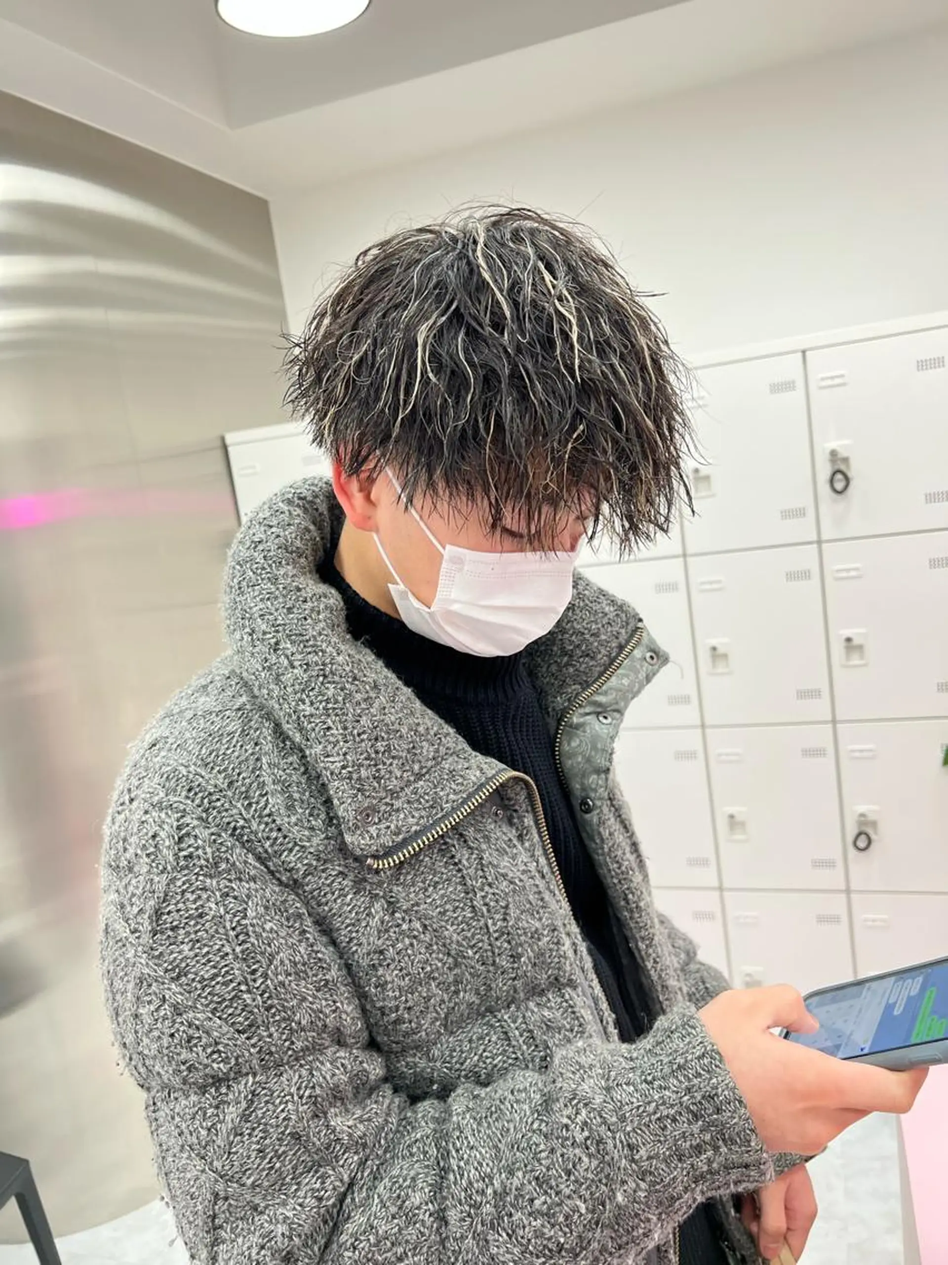 ショート カラー パーマ メンズ メンズパーマ特化 TAIGAのヘアスタイル