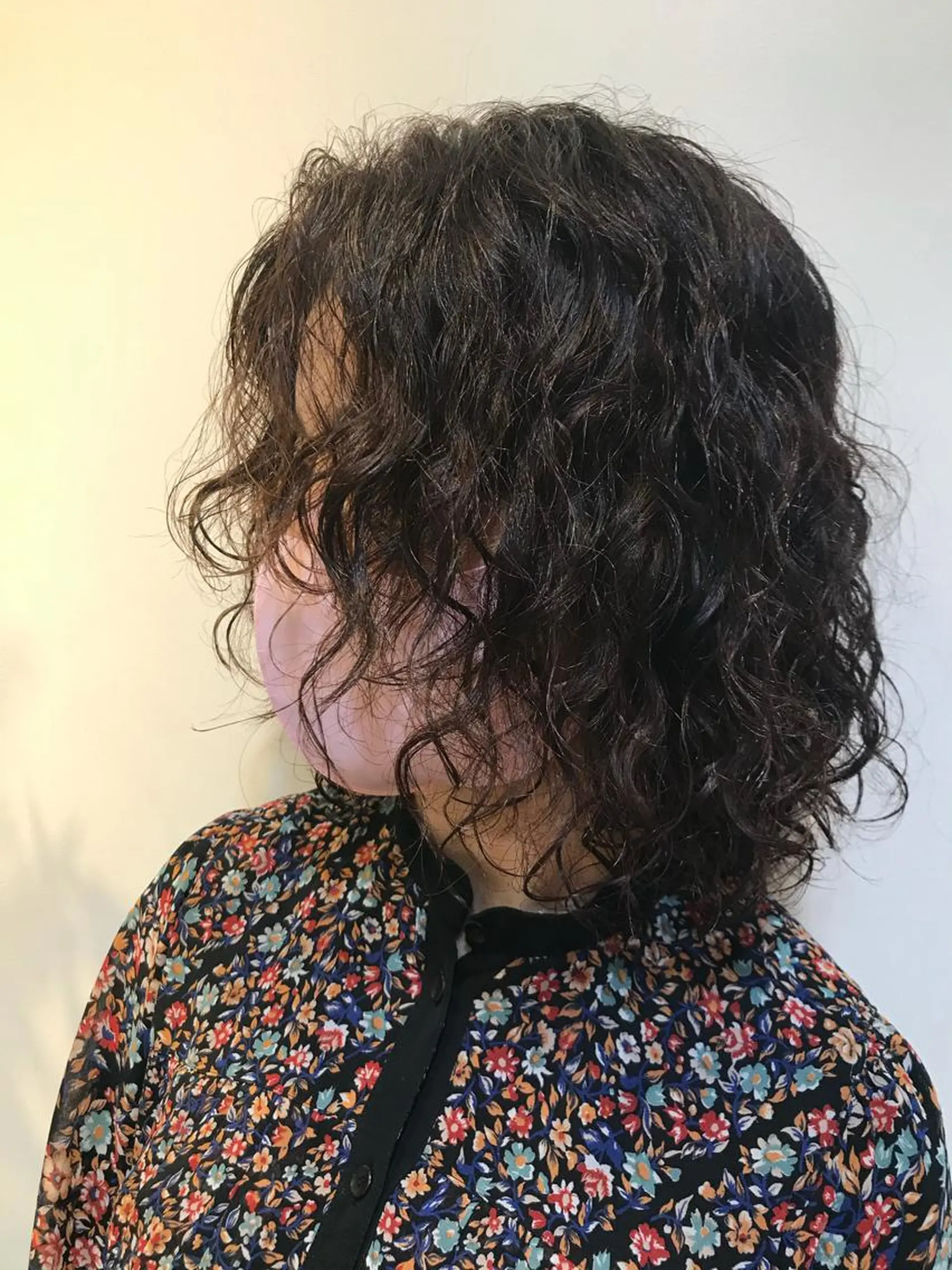 ミディアム パーマ レイヤー／似合わせ TAKUYAのヘアスタイル