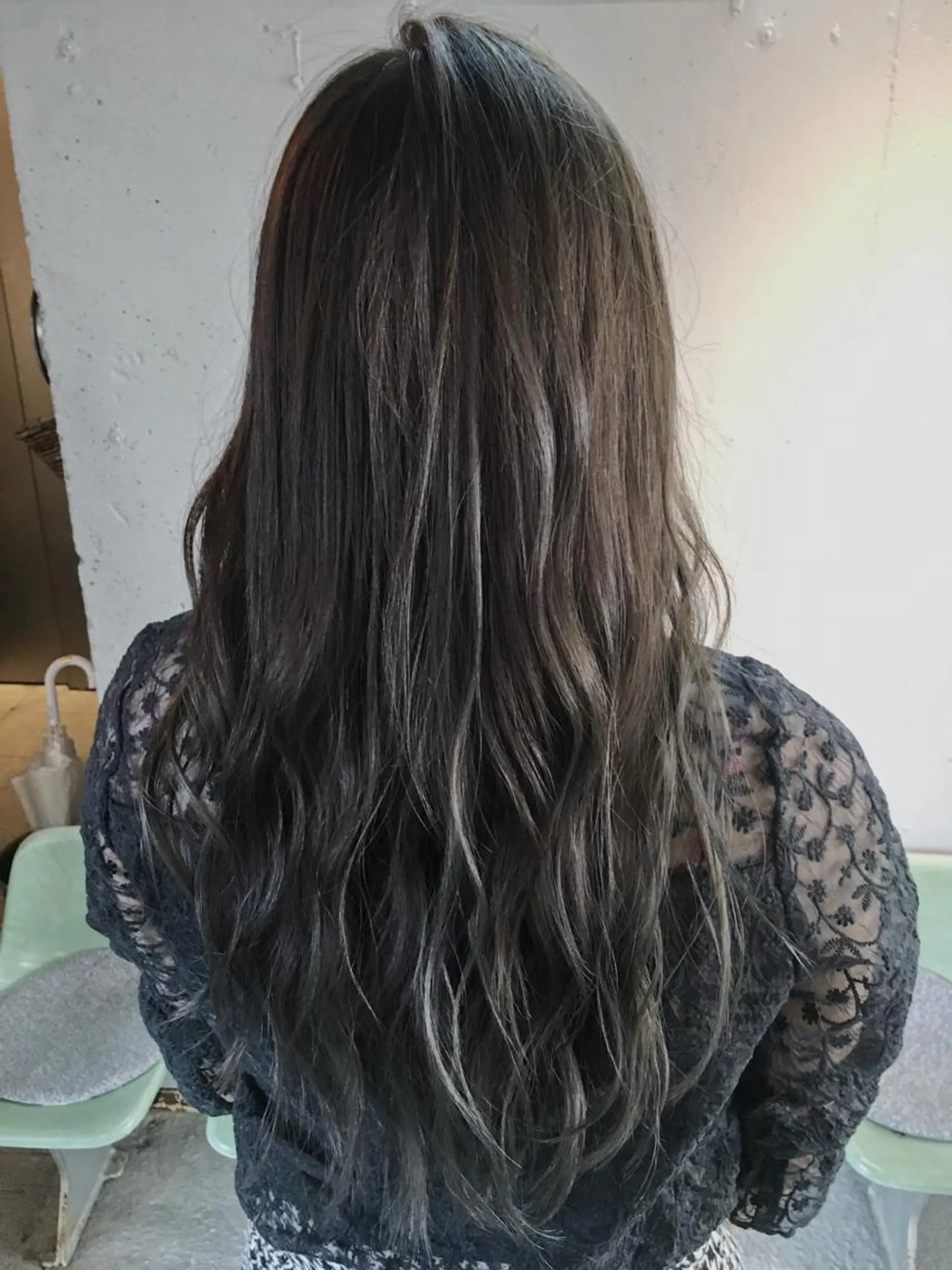 ロング カラー パーマ グレージュ 代表 中島貴志のヘアスタイル