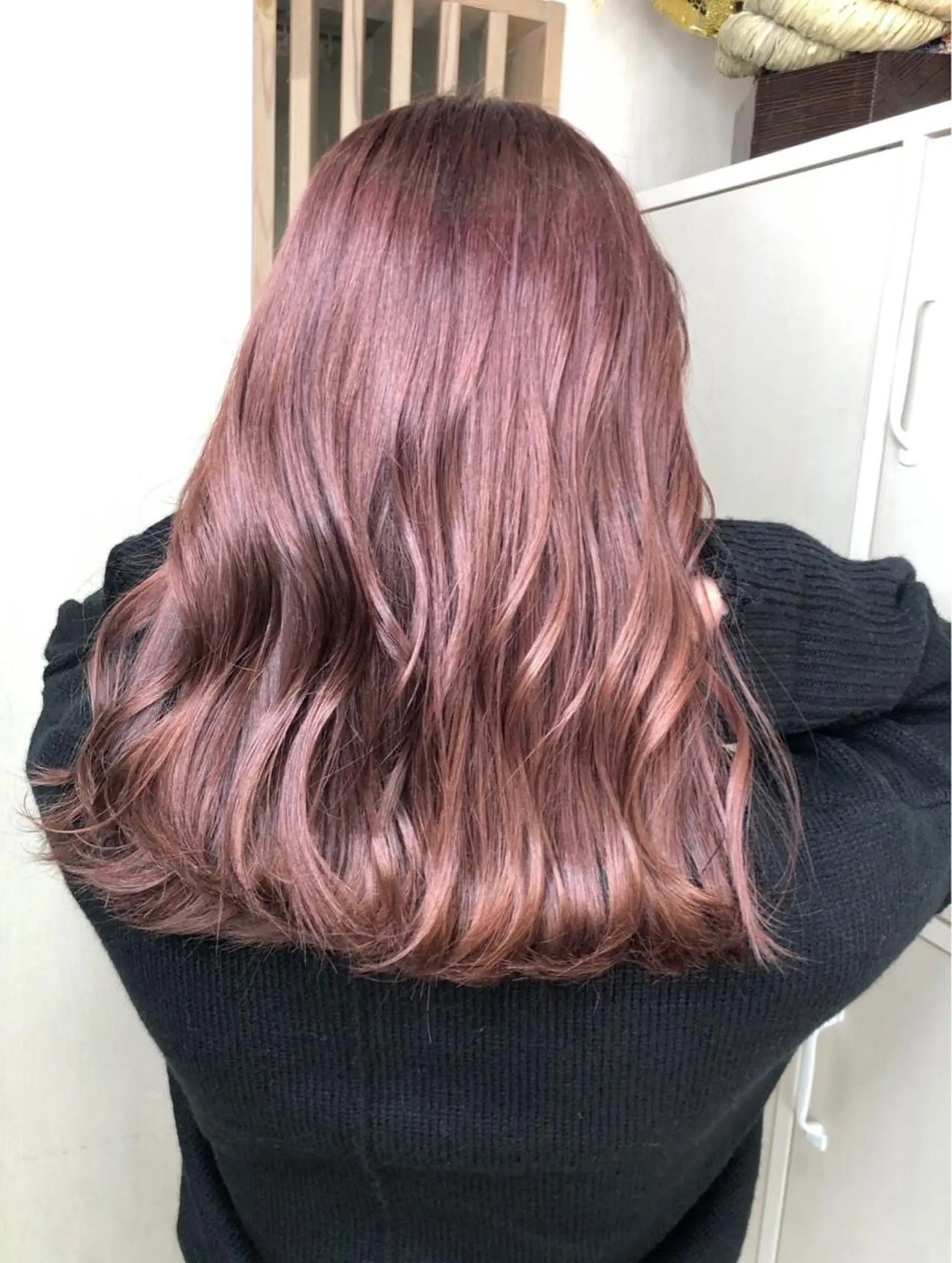 ミディアム カラー ヘアカラー ハイトーン/韓国風 🤍Nacchi🐈のマツエク・マツパデザイン