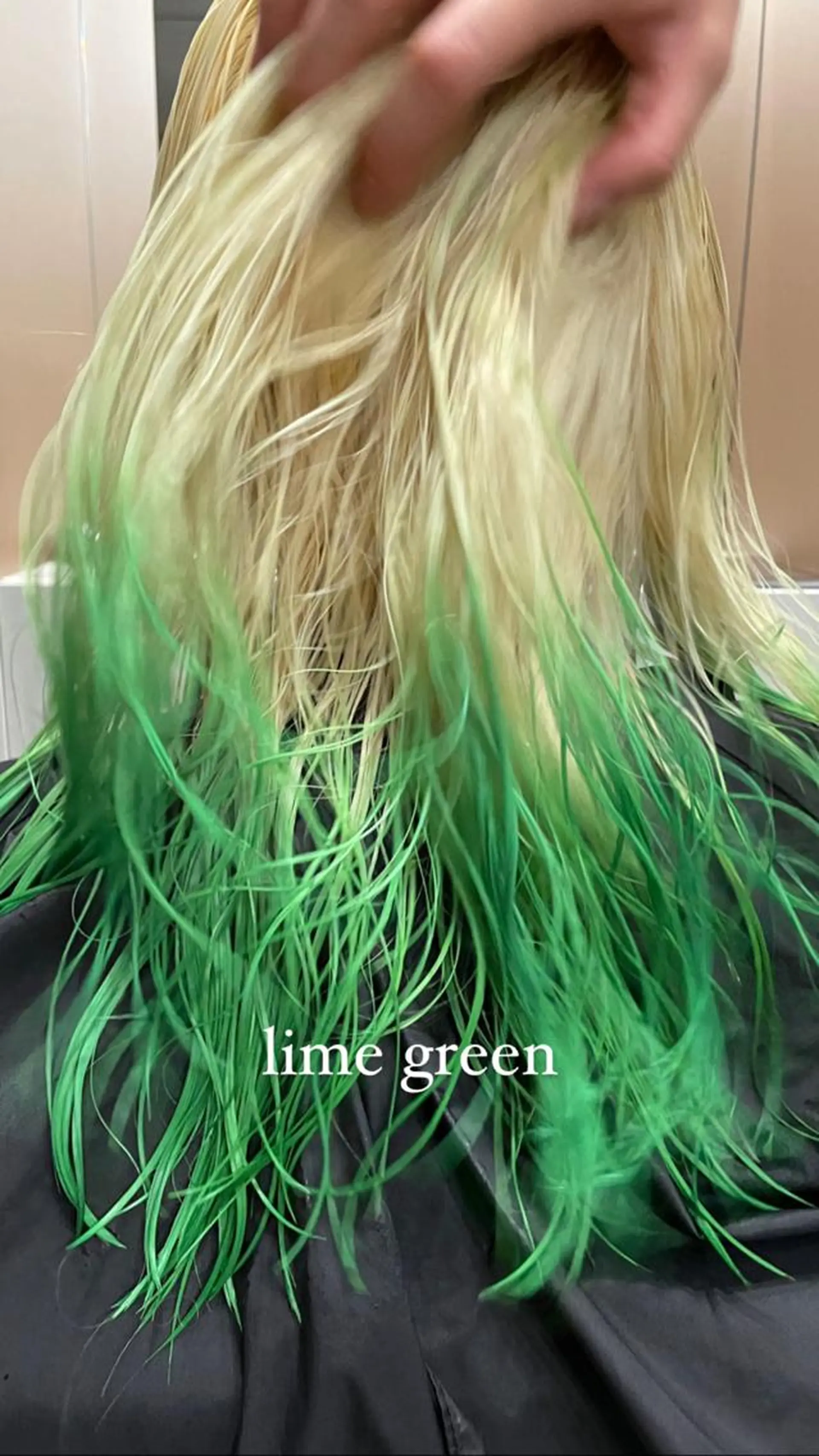 ミディアム カラー ヘアカラー 吉田一輝 外国人パーマのヘアスタイル