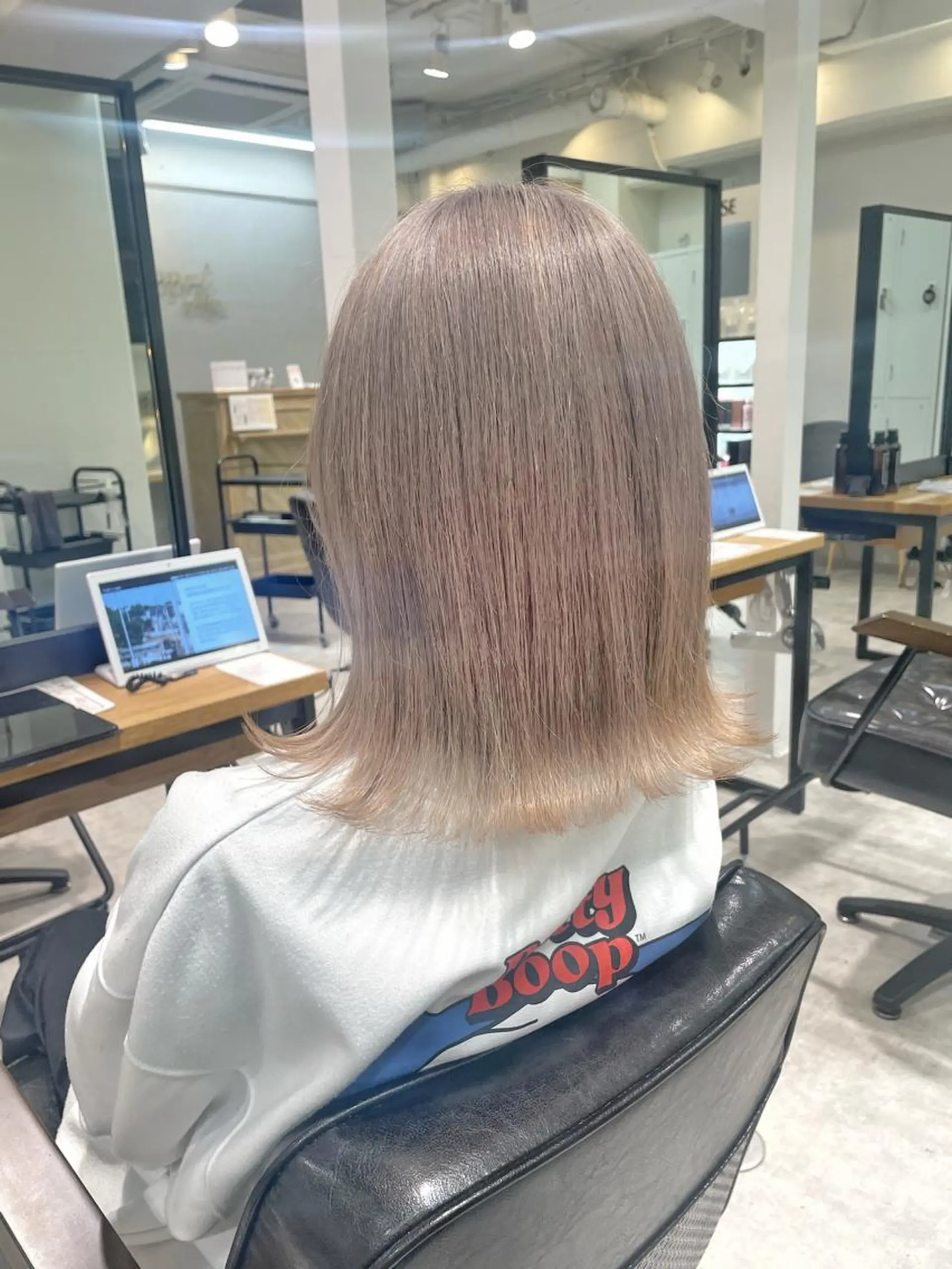 ミディアム カラー 田中大星 /ボブ 縮毛矯正のヘアスタイル