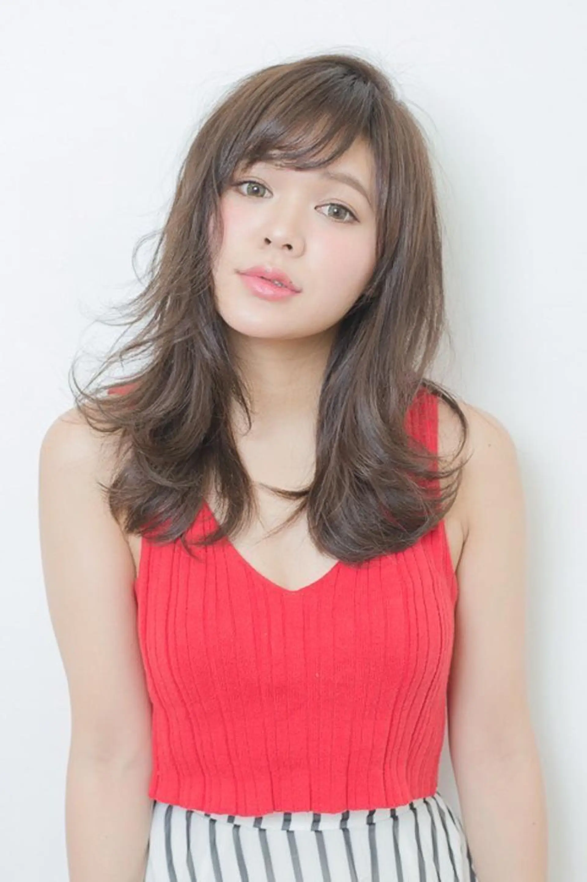 ロング コマツ ユミのヘアスタイル