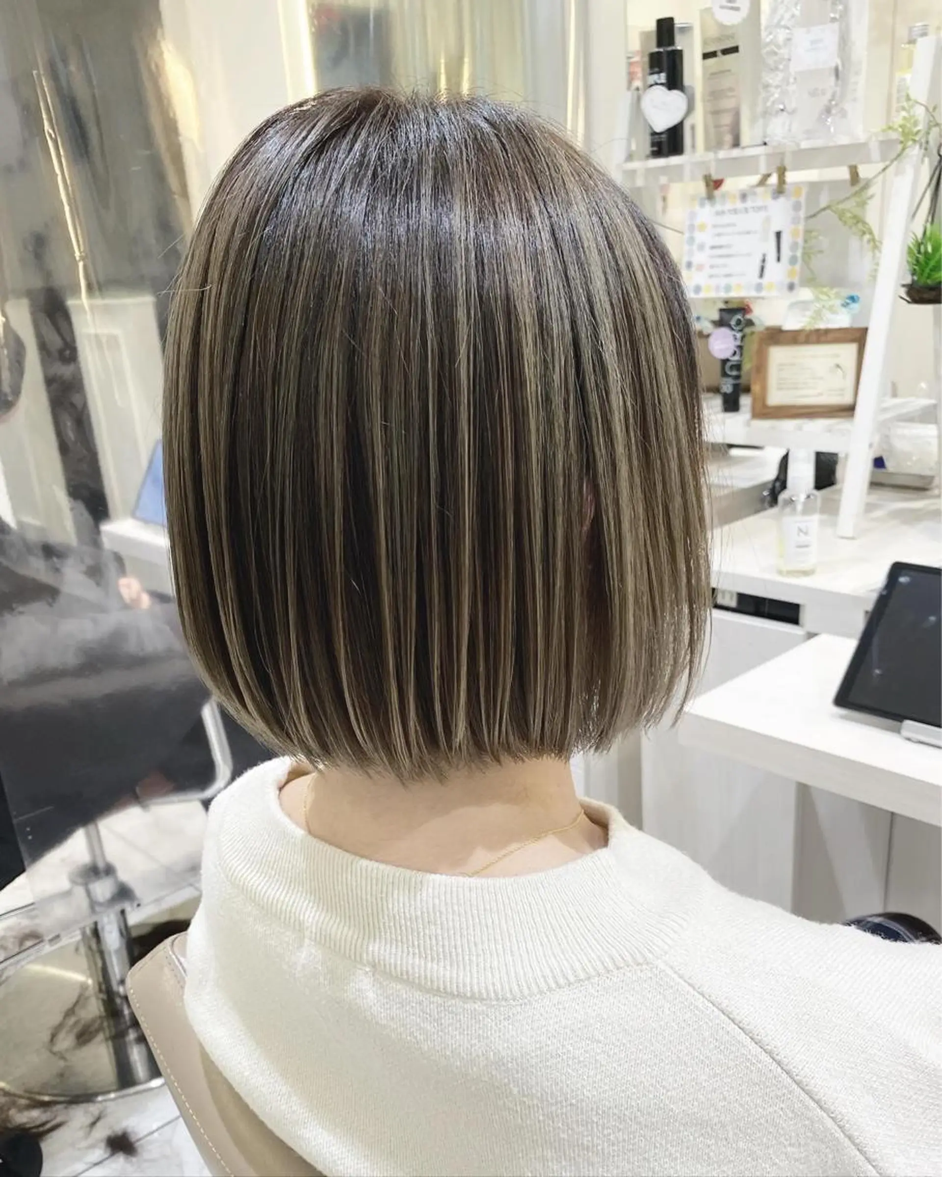 ミディアム カラー バレイヤージュ 髪質改善 レイヤーカット カット ヘアカラー トリートメント 山崎俊輔/髪質改善 /バレイヤージュのヘアスタイル