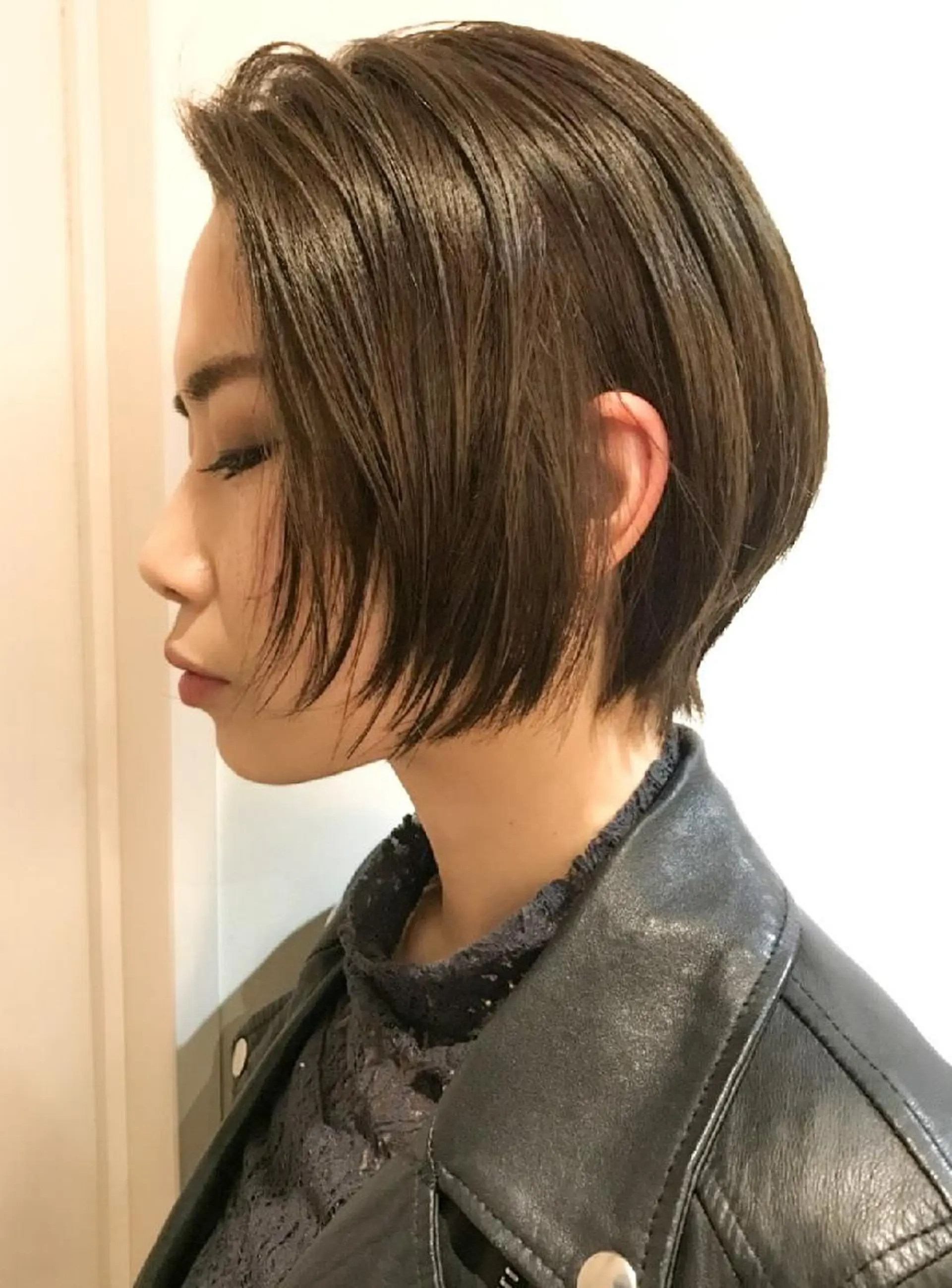 ショート カラー ショート✨ボブ✨代表 新田見美仁のヘアスタイル