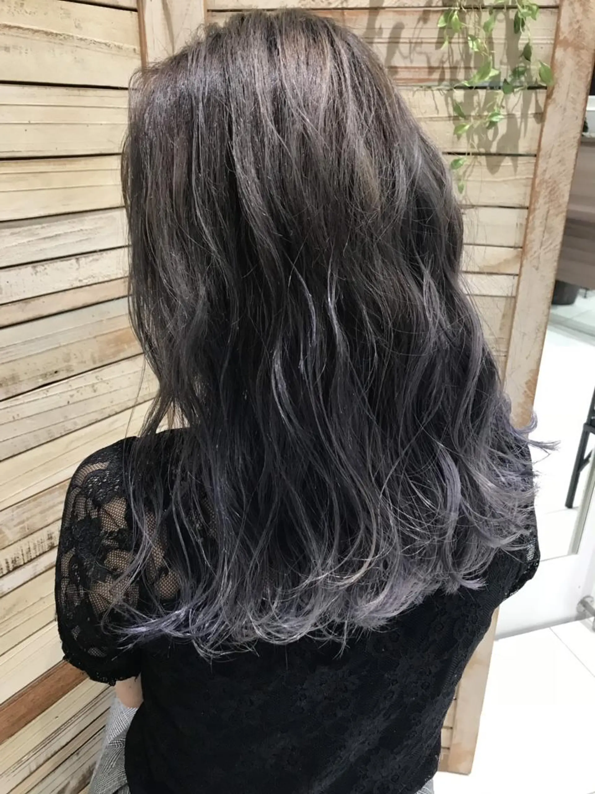 カラー Ash 店長 山下達也のヘアスタイル