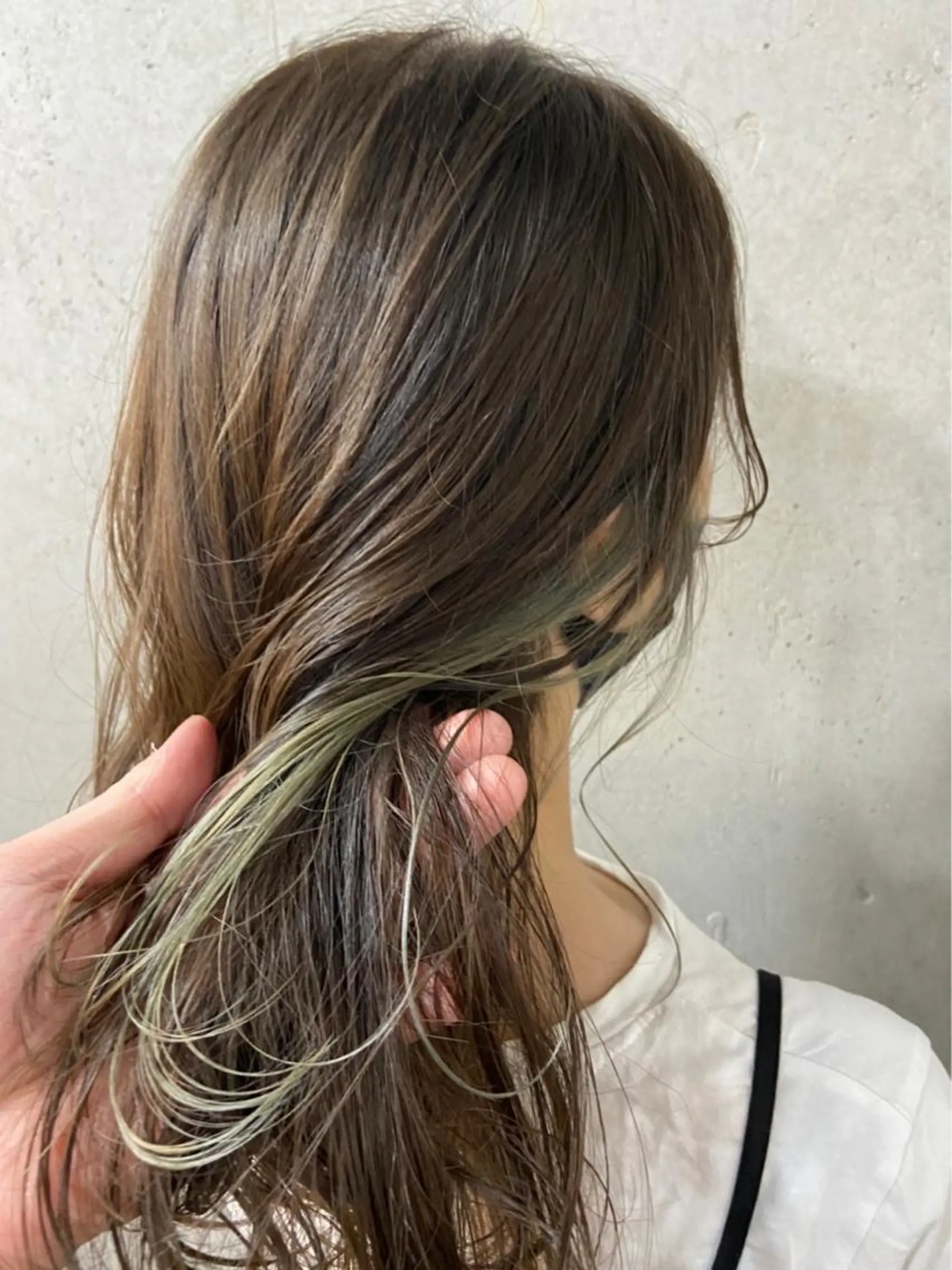 カラー 中山 丈也のヘアスタイル