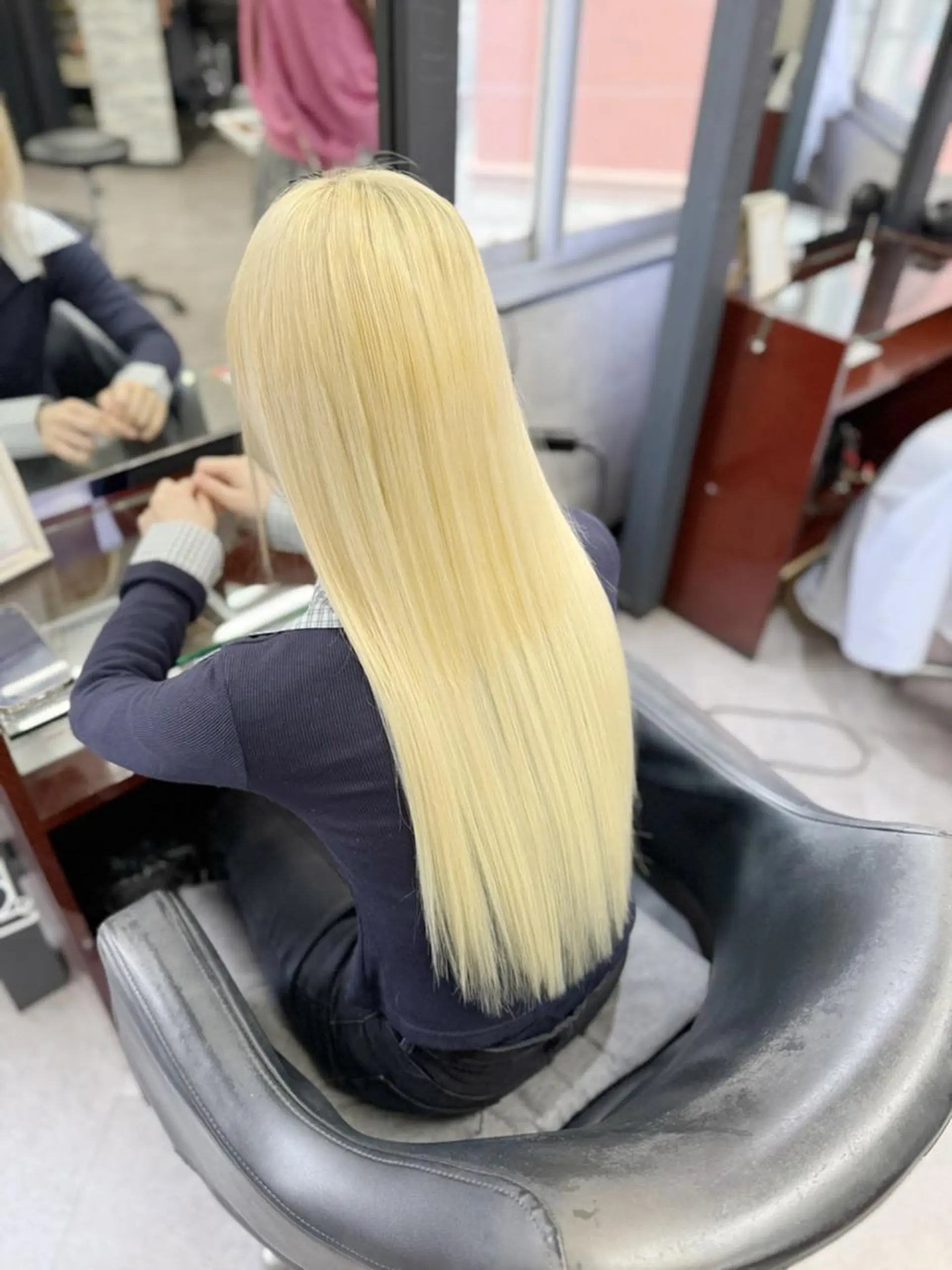 ロング ヘアカラー トリートメント エクステ 💎エクステ× 🩵ブリーチBIZEのヘアスタイル