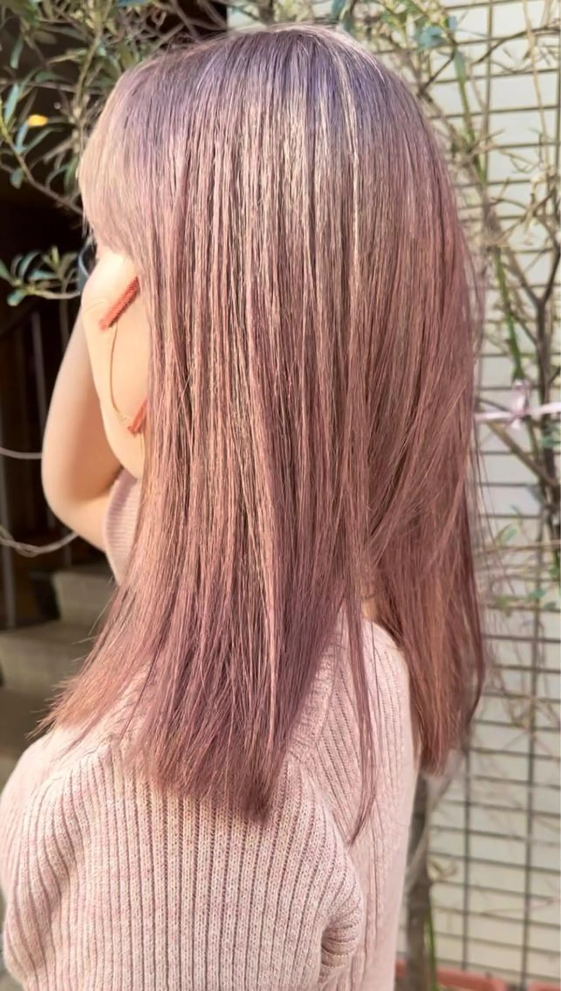 セミロング カラー ハイトーン/ブリーチ 似合せカット/パーマのヘアスタイル