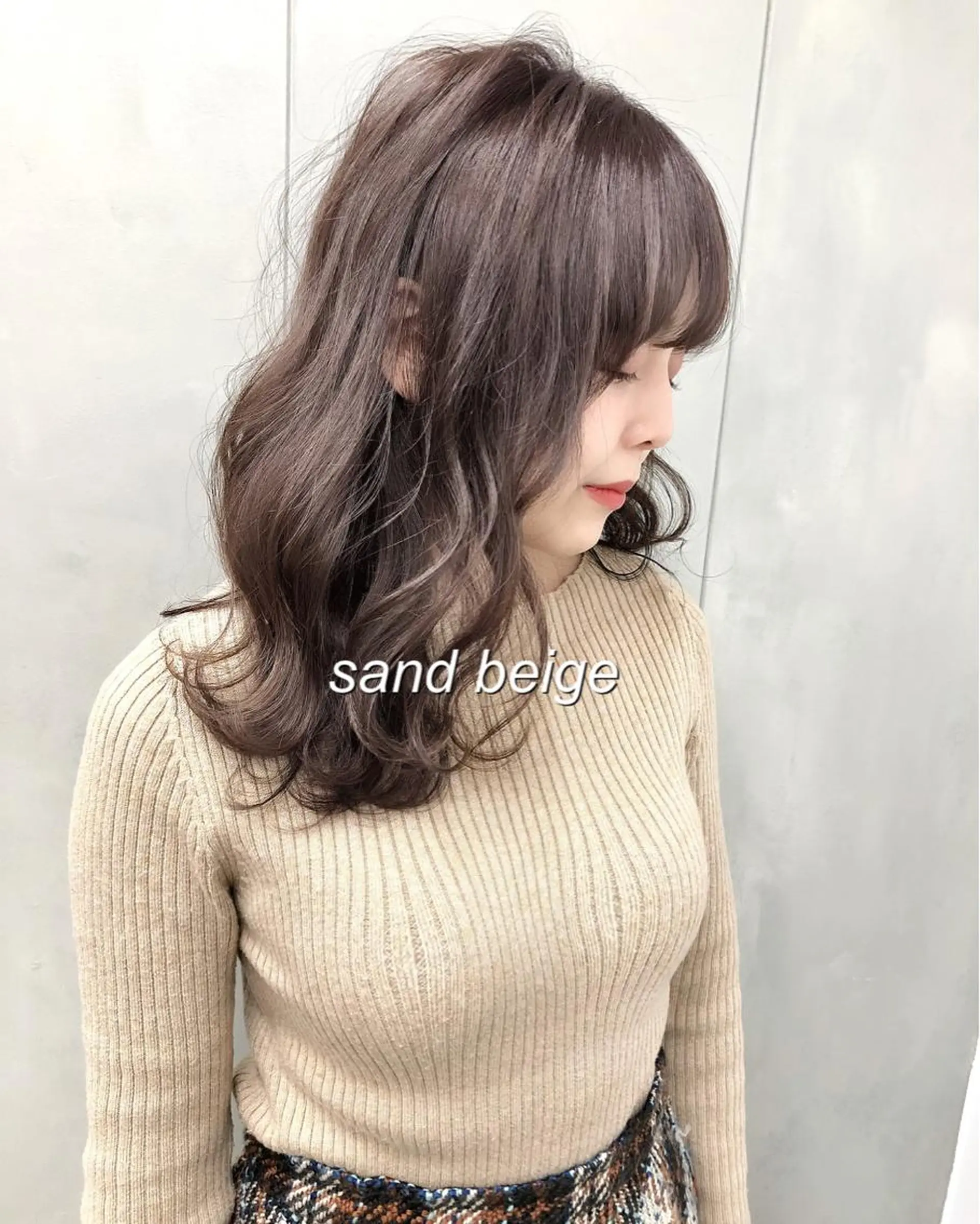 セミロング カラー ベージュカラー ハイトーンカラー イルミナカラー カット ヘアカラー トリートメント 成城美容室 YOSHIMURAのヘアスタイル