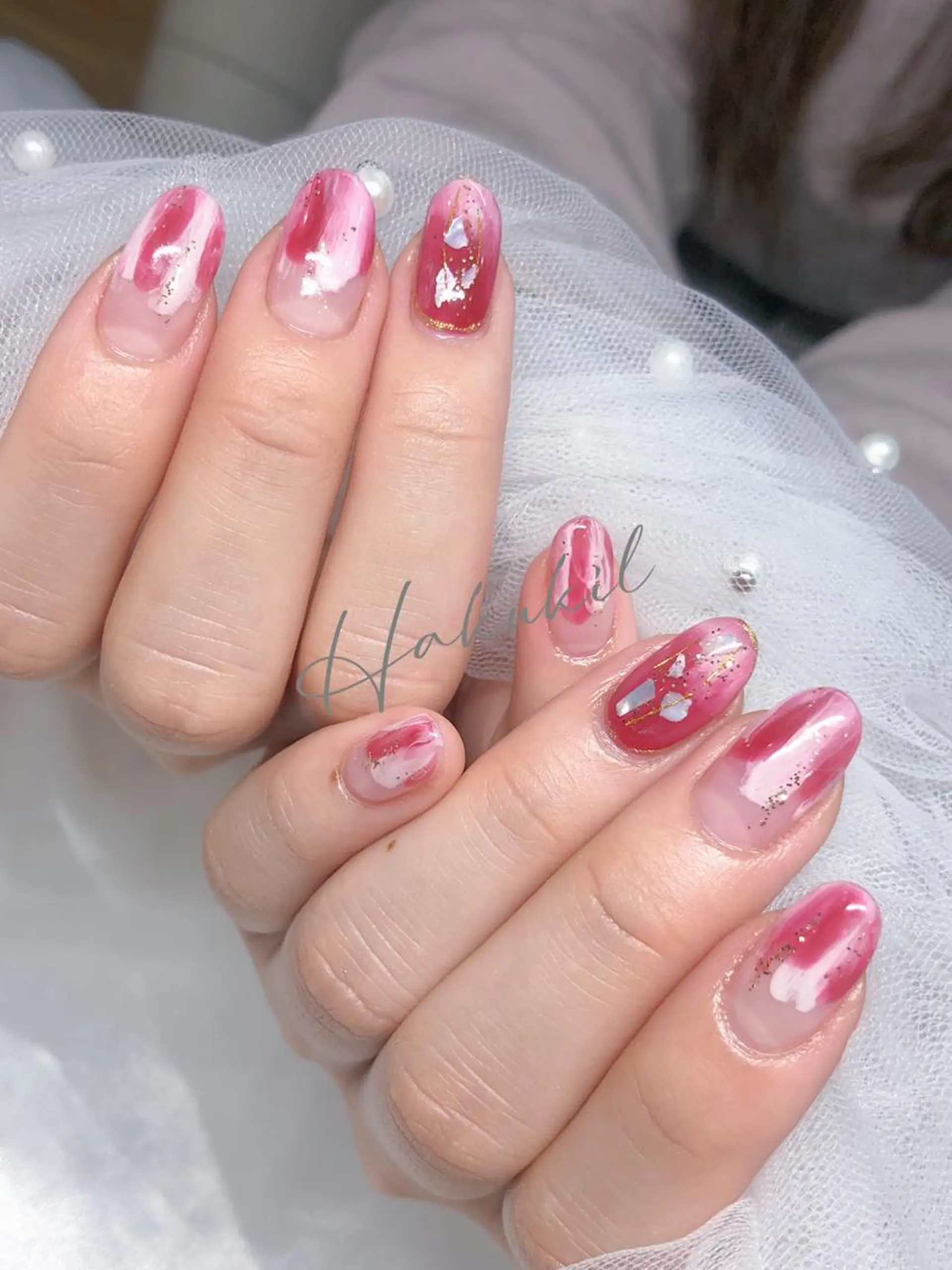 ネイル ハンドネイル ハンドケア ハク キのネイルデザイン