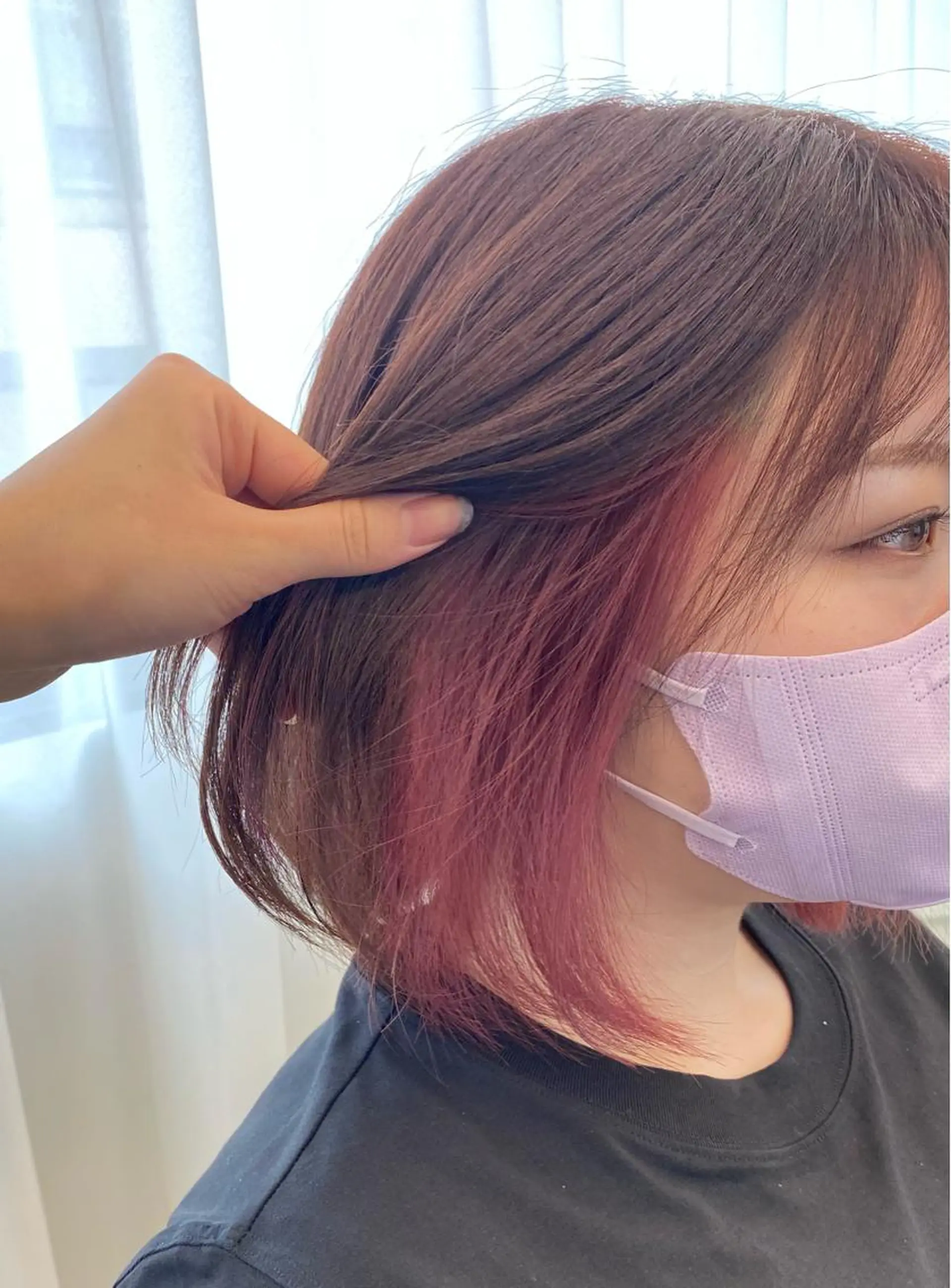 ミディアム カラー ヘアアレンジ ブリーチ イヤリングカラー ピンクカラー トリートメント 池袋/韓国レイヤー 💗🐇amiのヘアスタイル