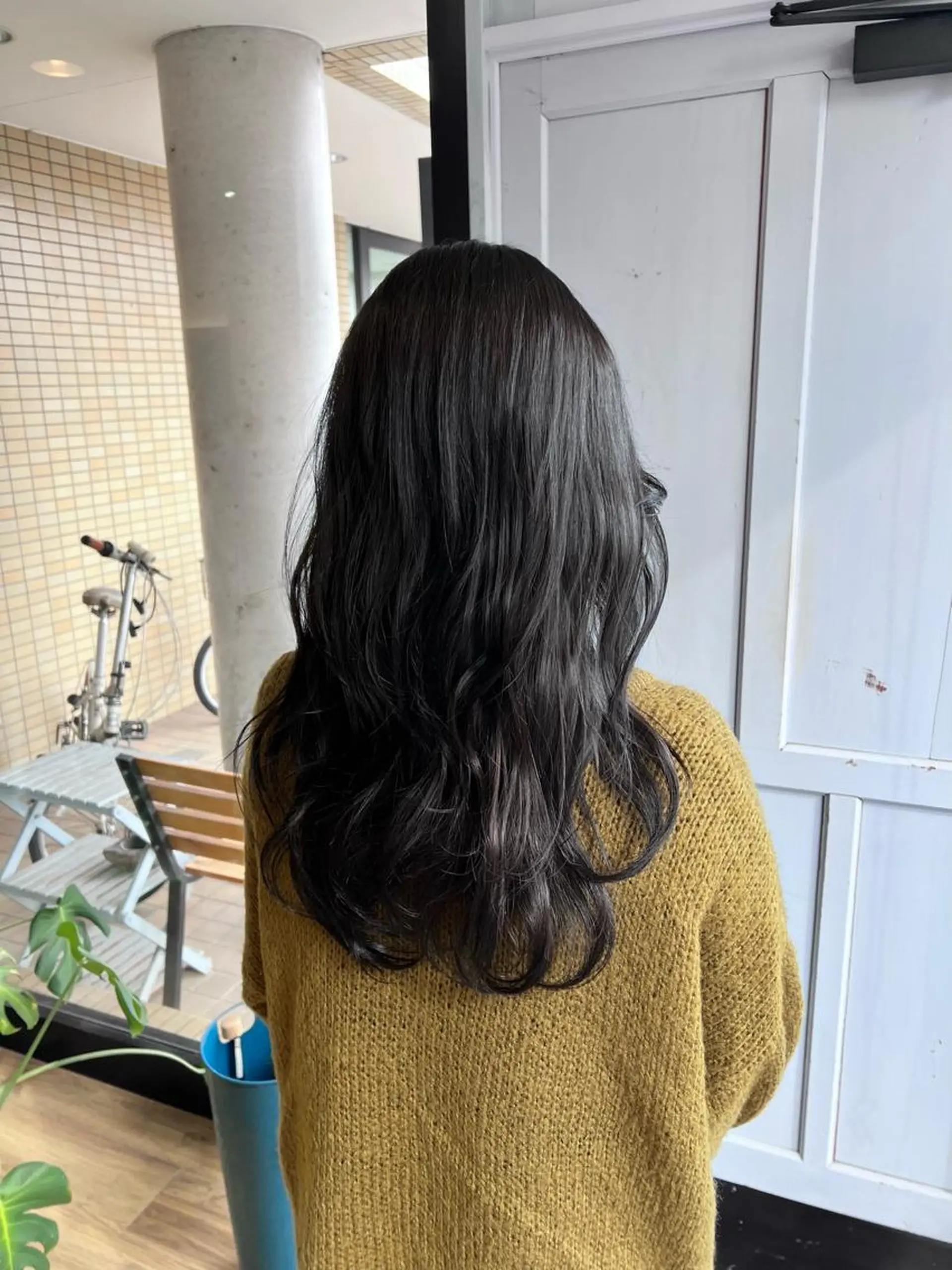 ロング カラー ヘアカラー トリートメント ツキダテ ユイのヘアスタイル