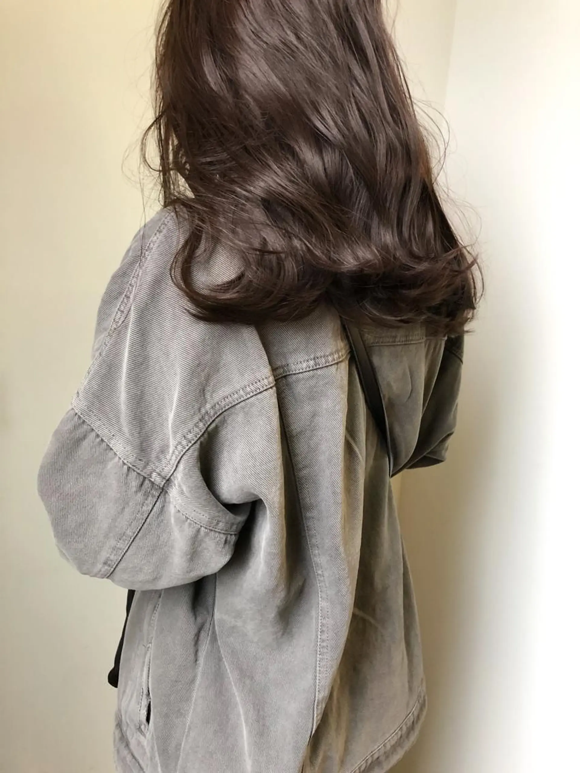 ロング カラー アディクシーカラー ベージュカラー ブリーチ ブラウンカラー ケアカラー ヘアカラー トリートメント 岡本康平/ボブ/ブリ ーチ/似合わせカットのヘアスタイル