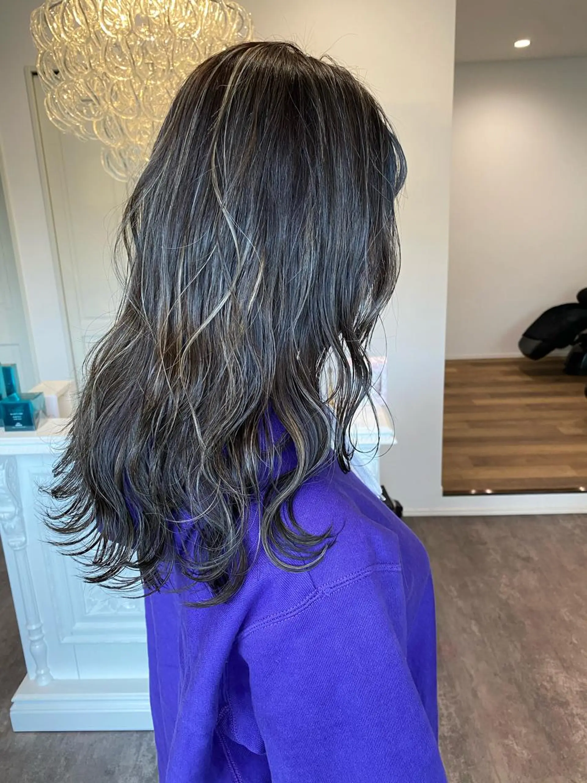 ロング カラー ハイライトカラー 外国人風カラー ハイライト カット ヘアカラー トリートメント 成松 勇治のヘアスタイル