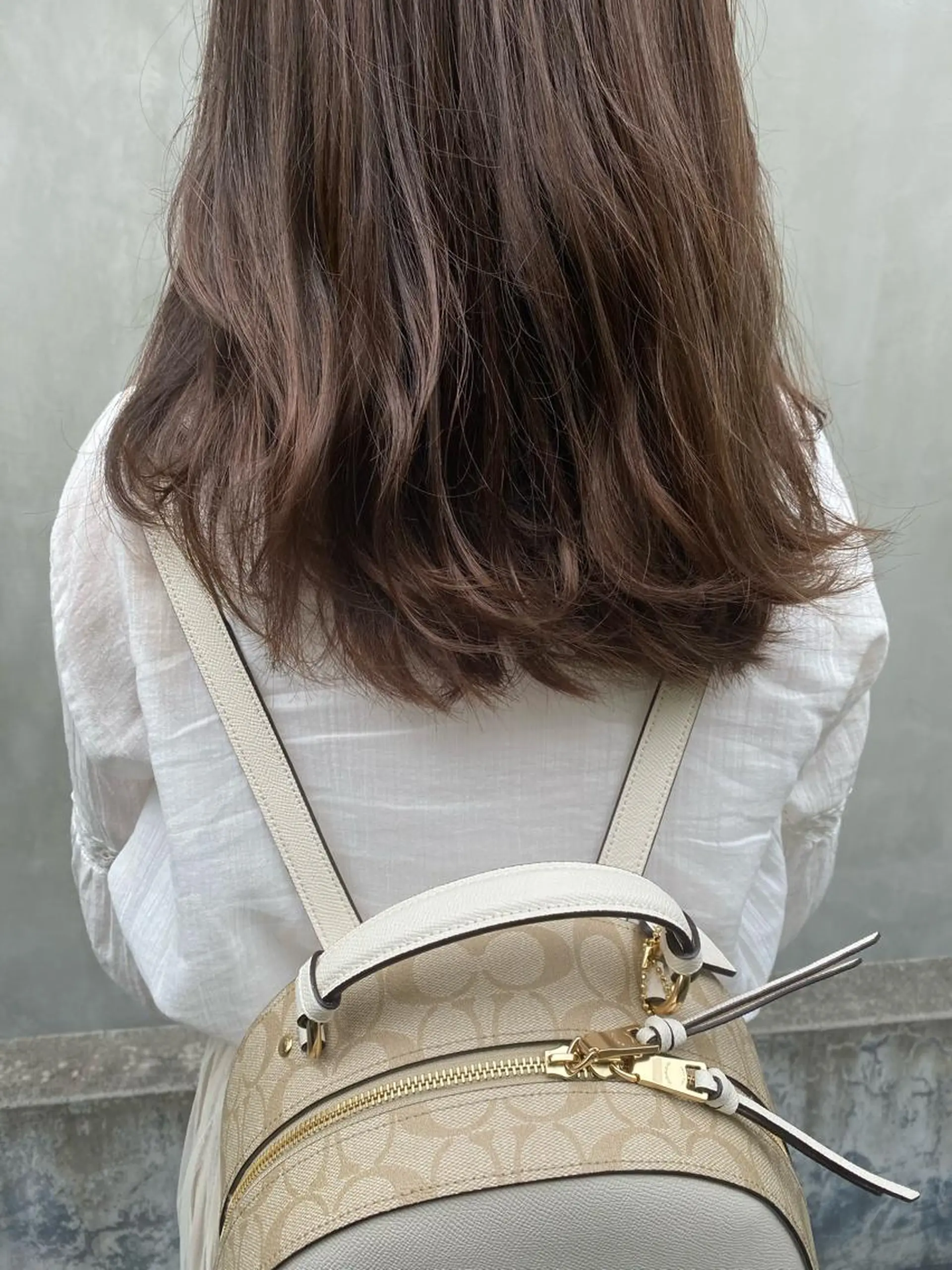 セミロング カラー パーマ ヘアアレンジ メンズ キッズ ネイル マツエク・マツパ ベージュカラー 透明感カラー ラベンダーカラー ラベンダーベージュ インナーカラー/ KANAのヘアスタイル