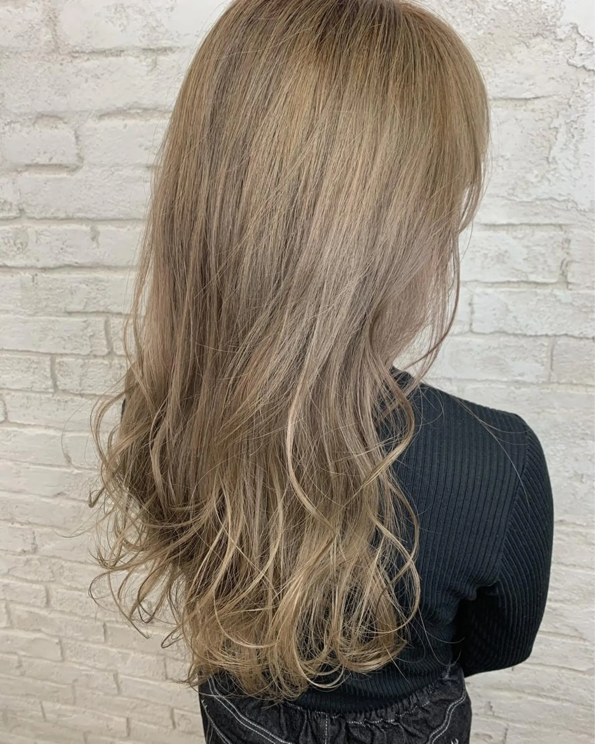 ロング カット ヘアカラー 🌈ハイライトカラー 🌈naokoのヘアスタイル