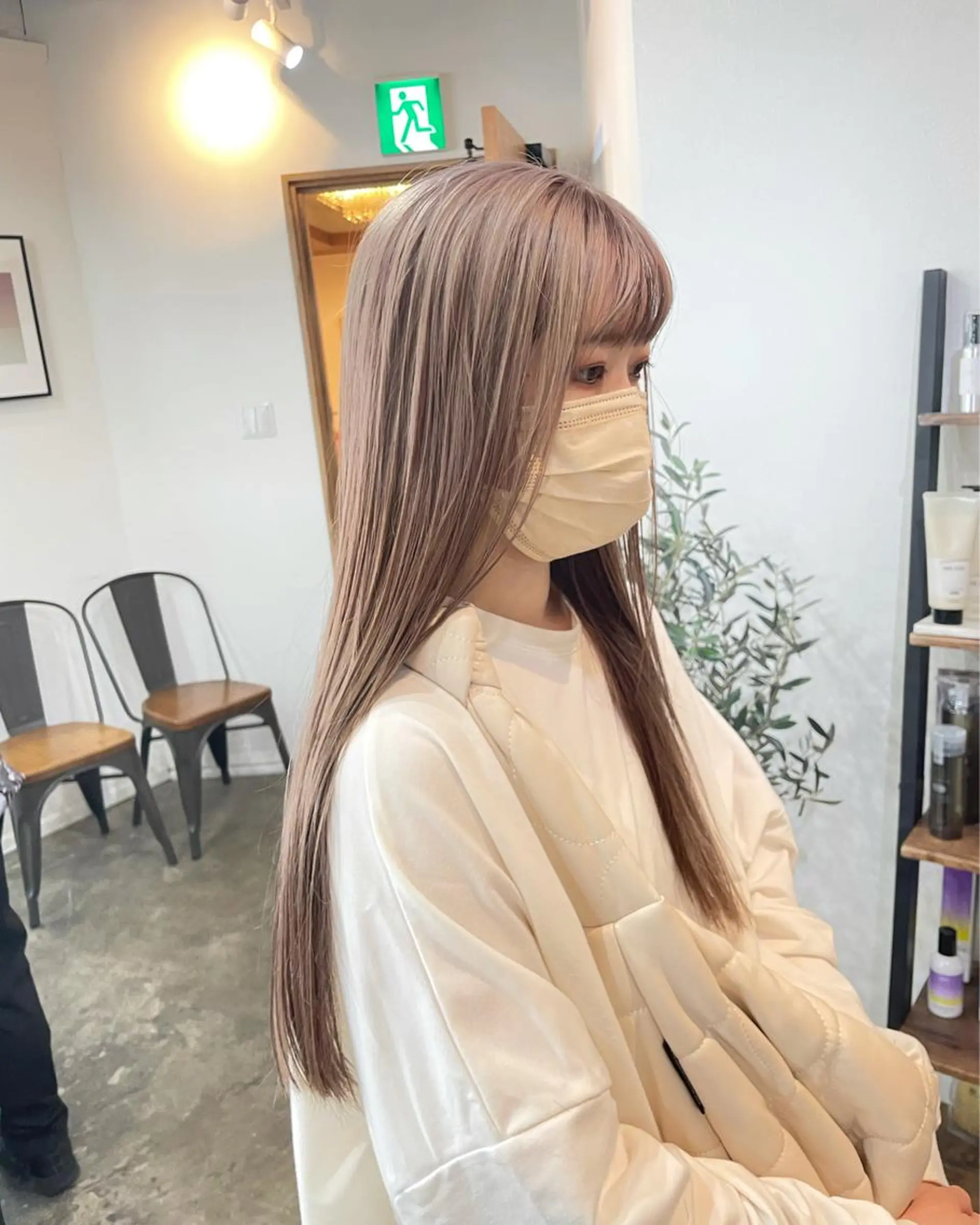 ロング カラー ベージュカラー ホワイトベージュ カラーモデル募集 吉原佳穂💗のヘアスタイル