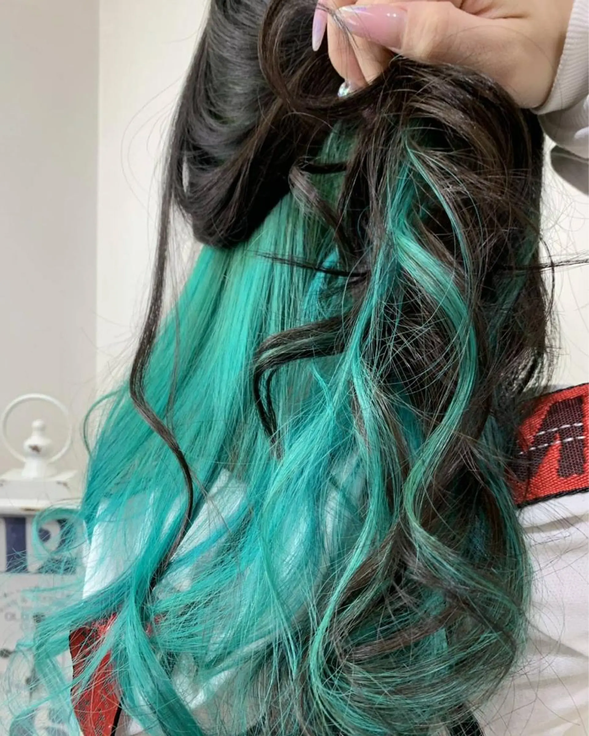 ロング カラー ヘアカラー トリートメント Rover ローバーのヘアスタイル