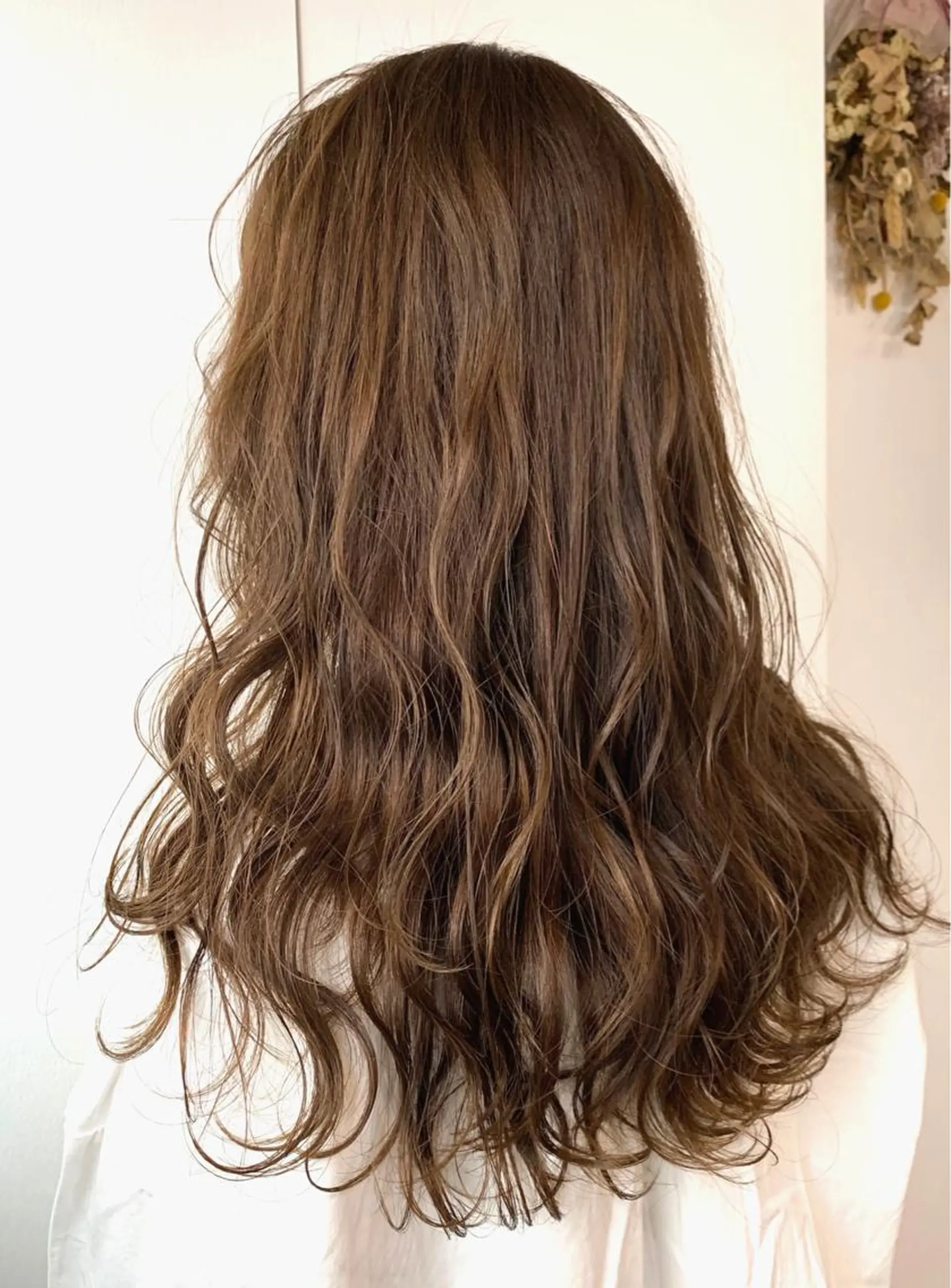 ロング カラー ヘアアレンジ アッシュ ベージュカラー 透明感カラー カット ヘアカラー トリートメント 一ノ瀬 暁のヘアスタイル