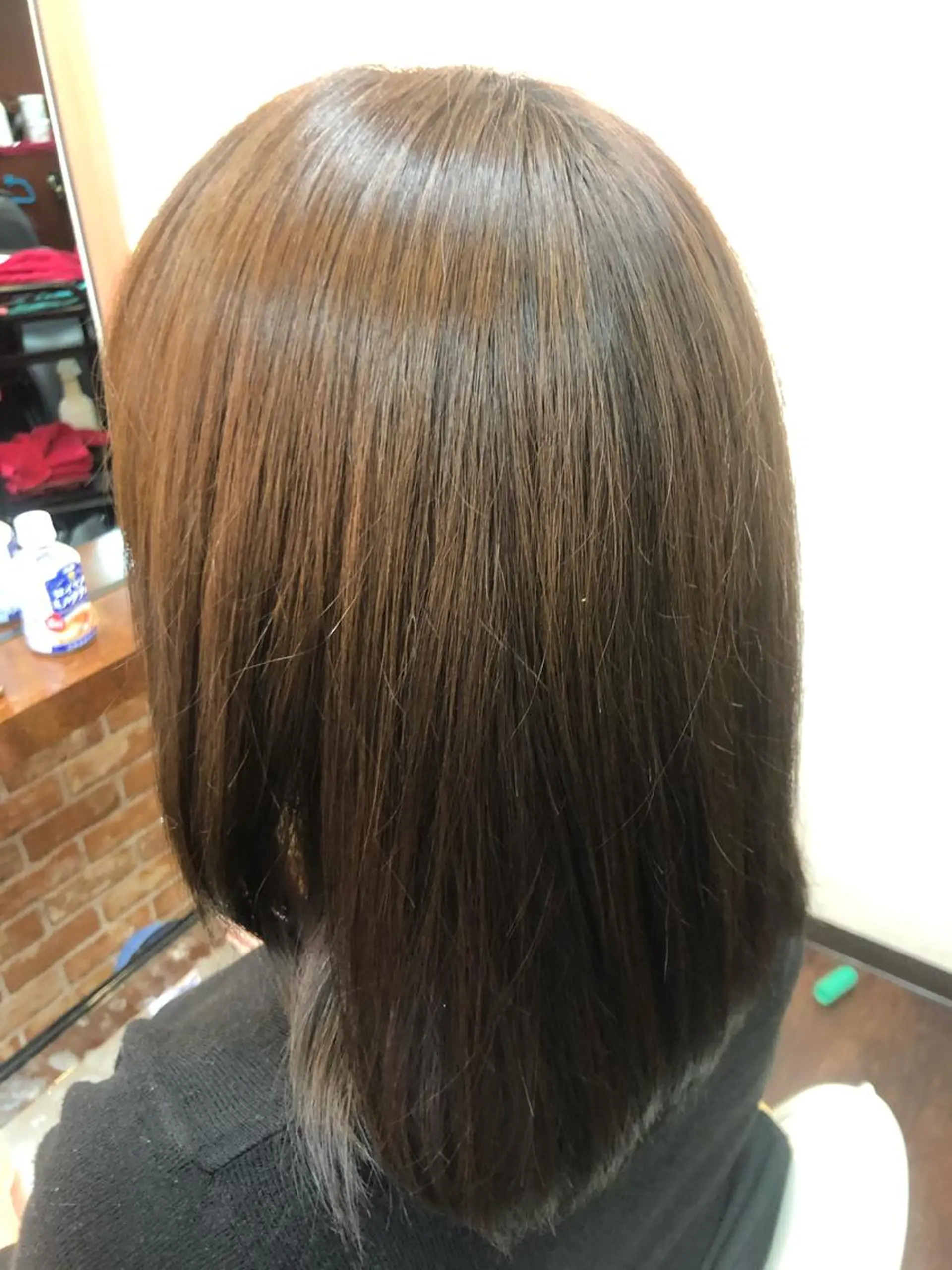 セミロング パーマ 桧山 真のヘアスタイル