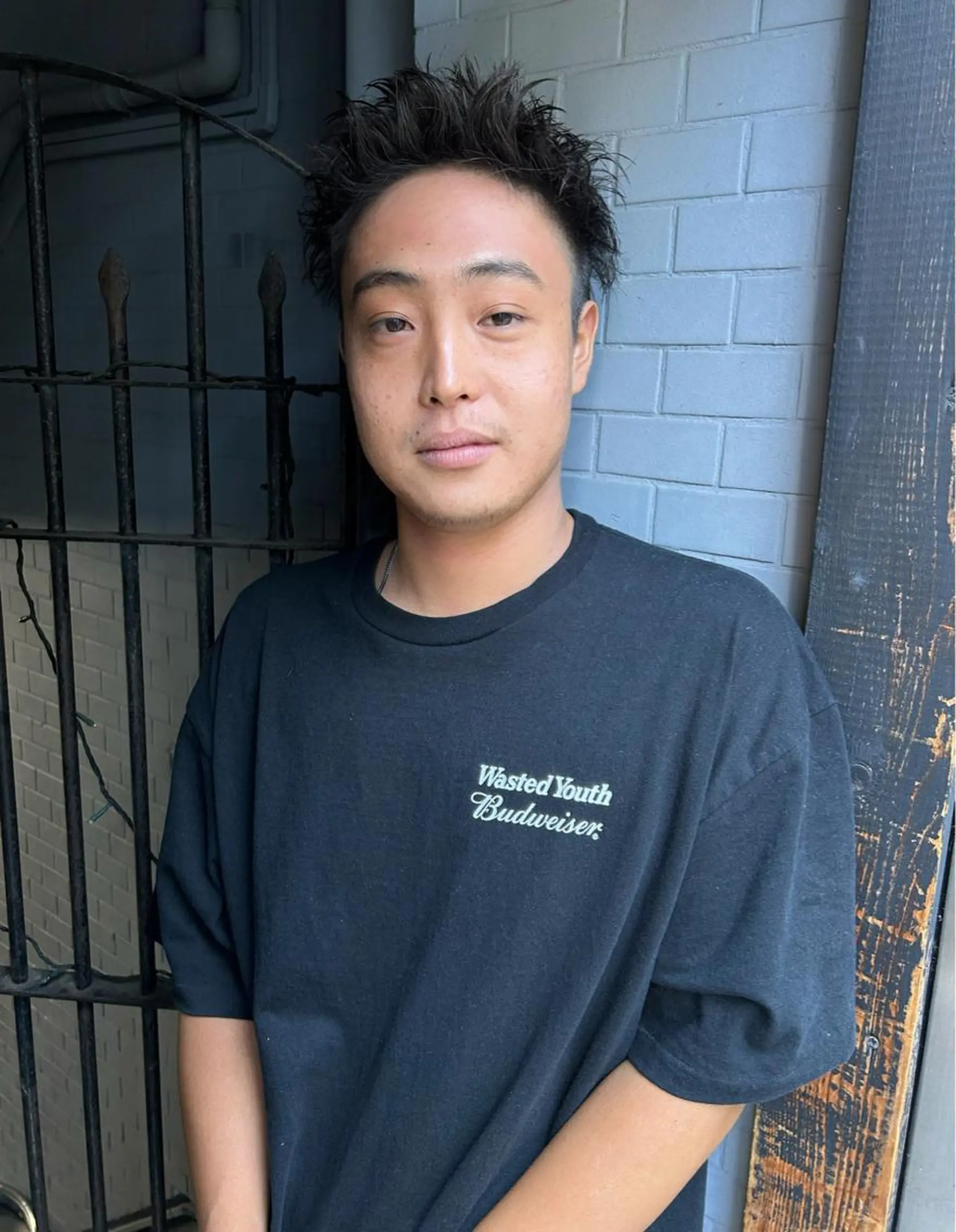 ショート メンズ メンズブリーチ メンズハイライト メンズインナーカラー メンズパーマ プードルパーマ カット charme所属・💈メンズ短髪特化 ✂︎伊藤大輝💈のヘアスタイル