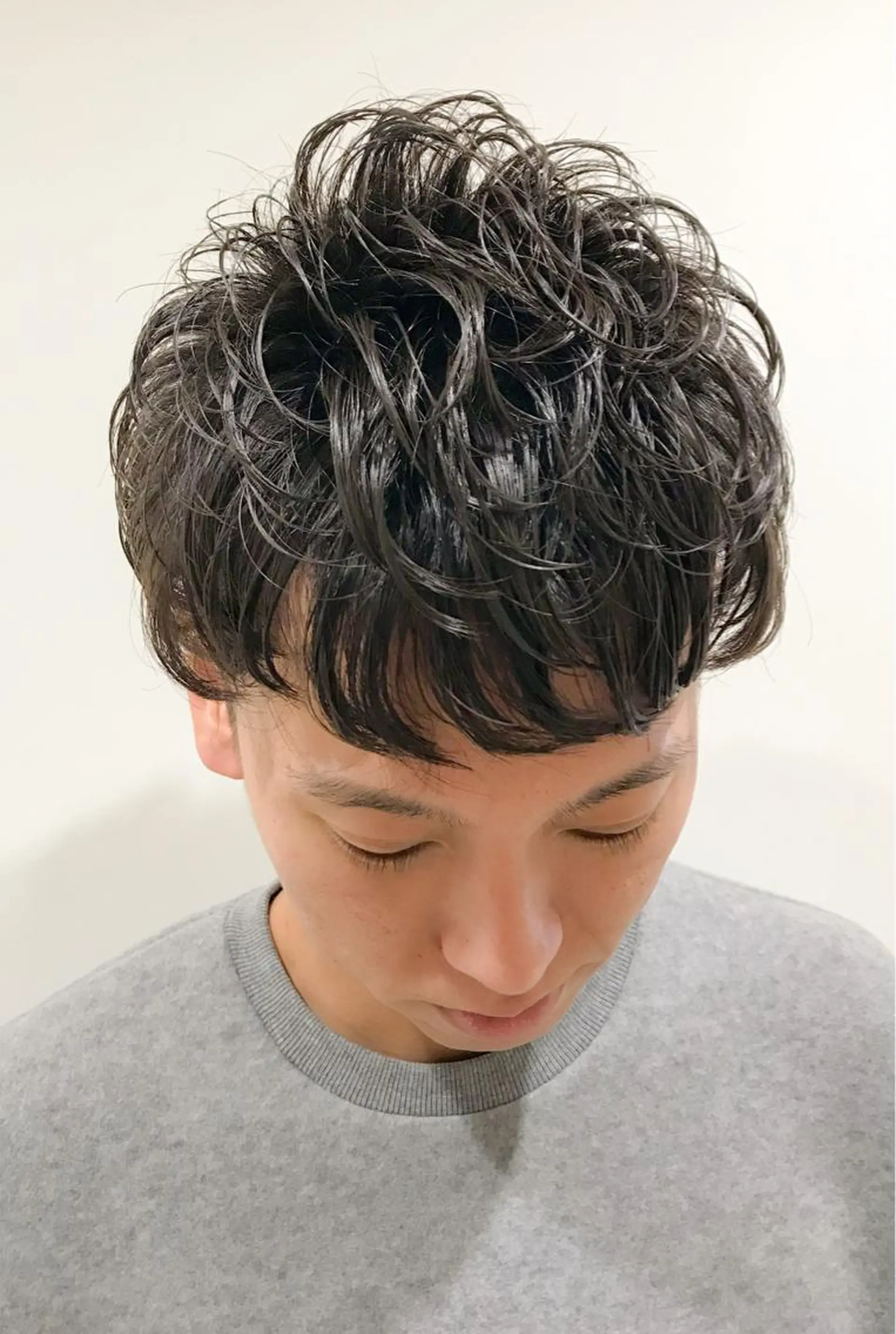 ショート パーマ メンズ メンズパーマ カット パーマ NICHE HAIR所属・🤎NICHE 🤎 🌈坂口拓斗🌈のヘアスタイル