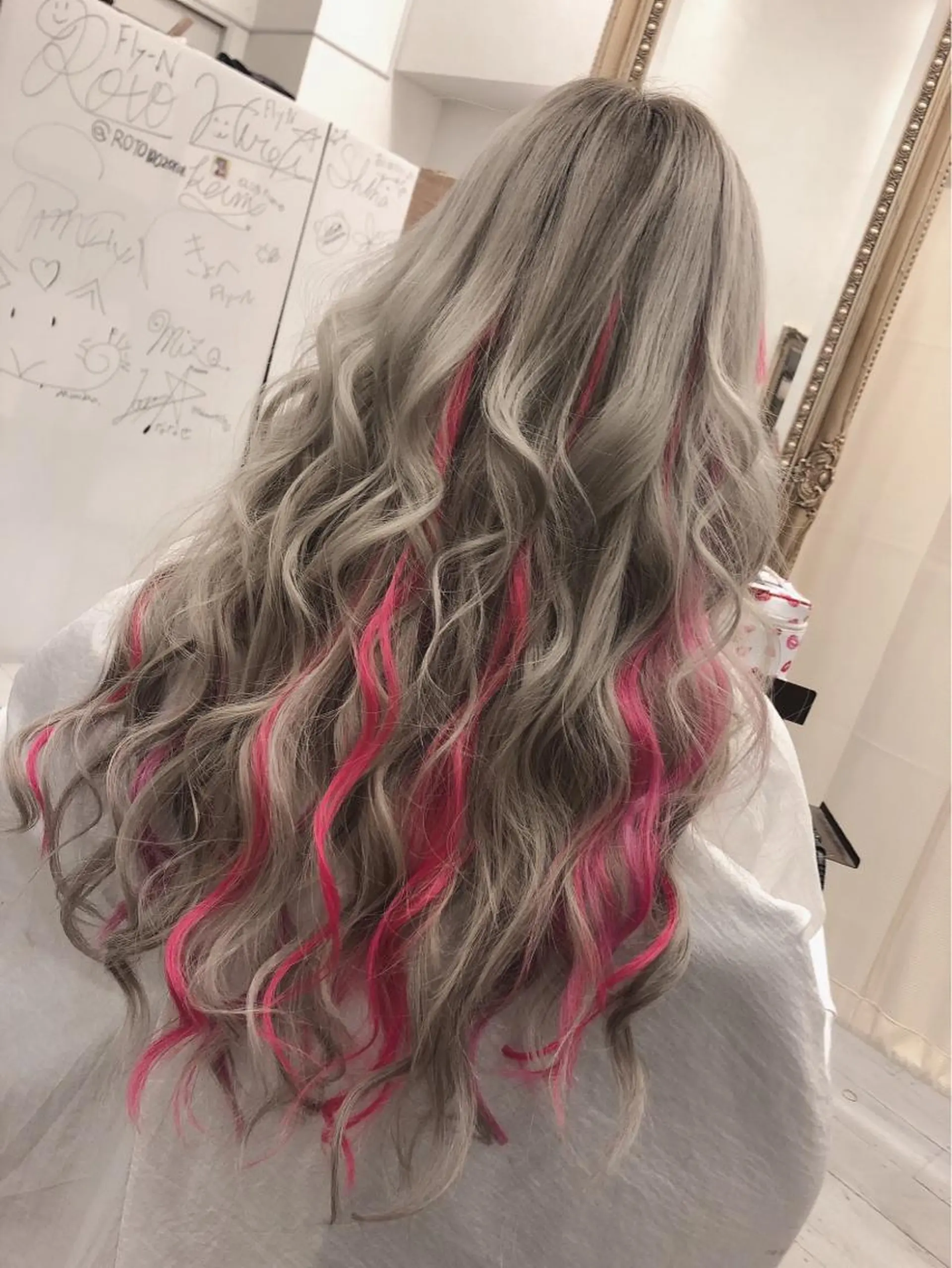 ロング カラー ヘアカラー エクステ 💎JADE GRACE💎のヘアスタイル